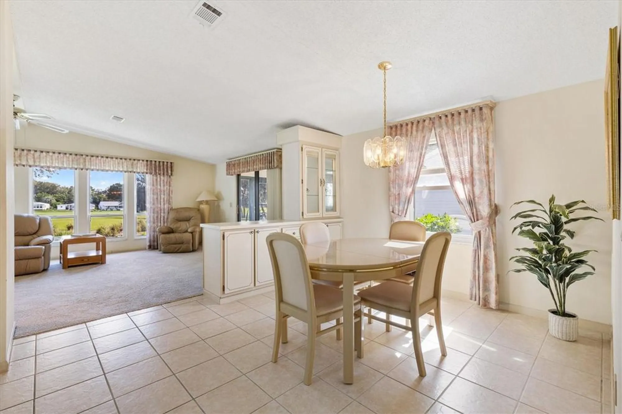 Property Slideshow image 12 of 38 | 523 bonita dr, The Villages, FL, 32159