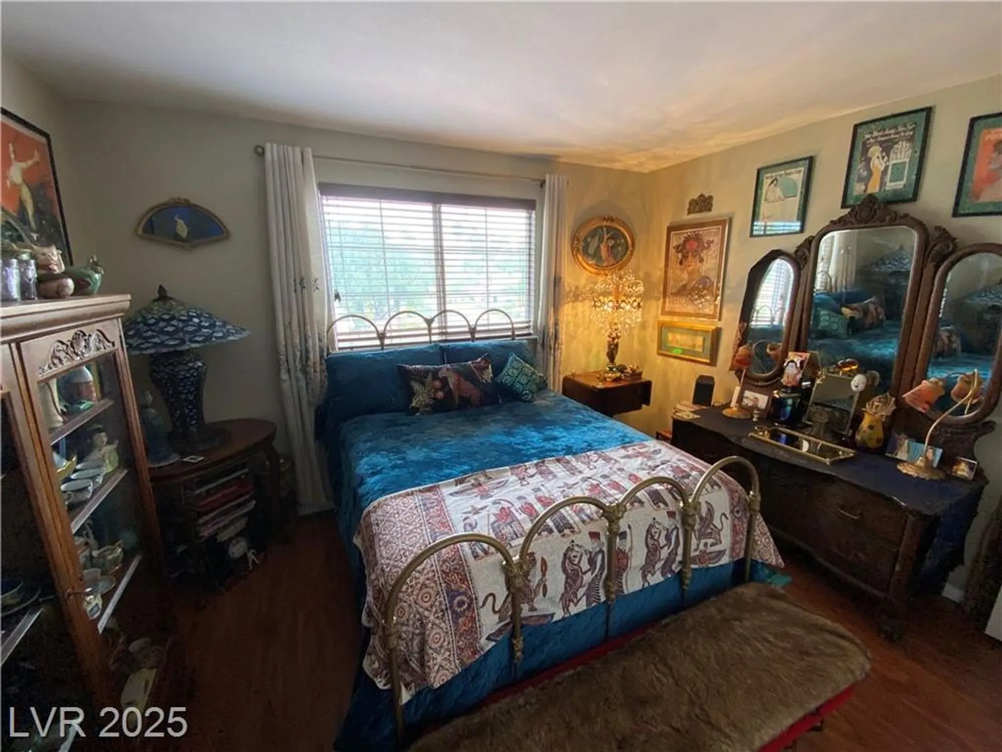 Property Slideshow image 20 of 27 | 4809 braeburn dr, Las Vegas, NV, 89130