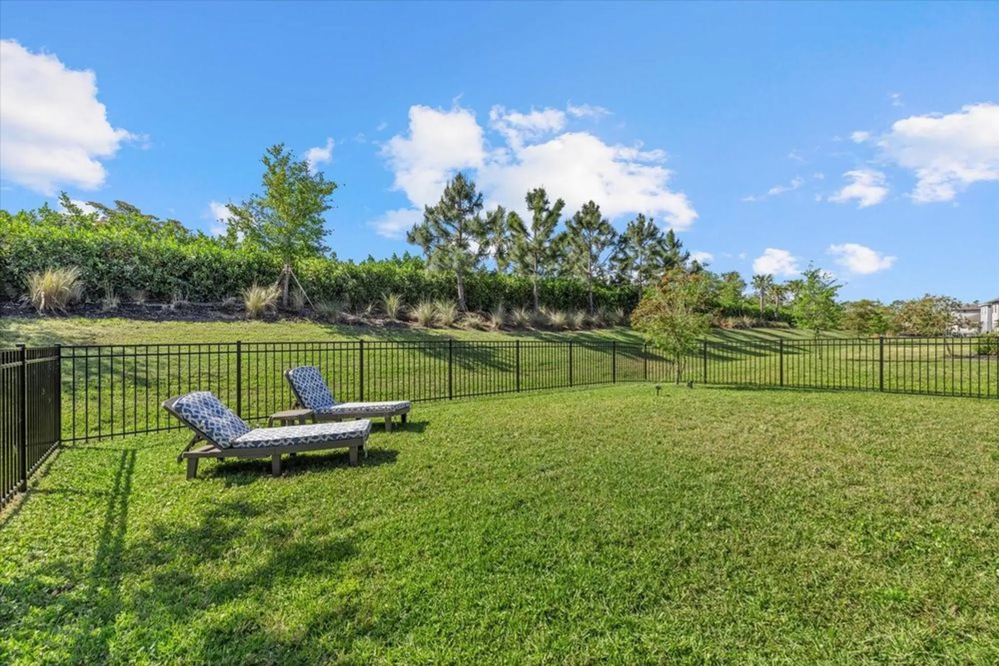 Property Slideshow image 11 of 46 | 16226 paynes mill dr, Lakewood Ranch, FL, 34211