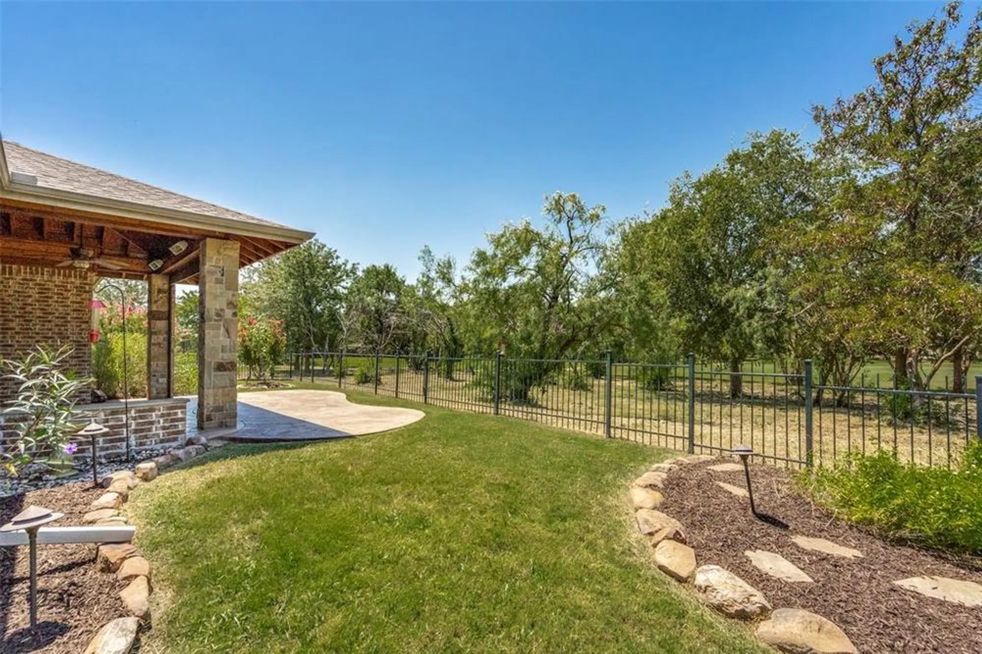 Property Slideshow image 1 of 30 | 6739 festival ln, Frisco, TX, 75036