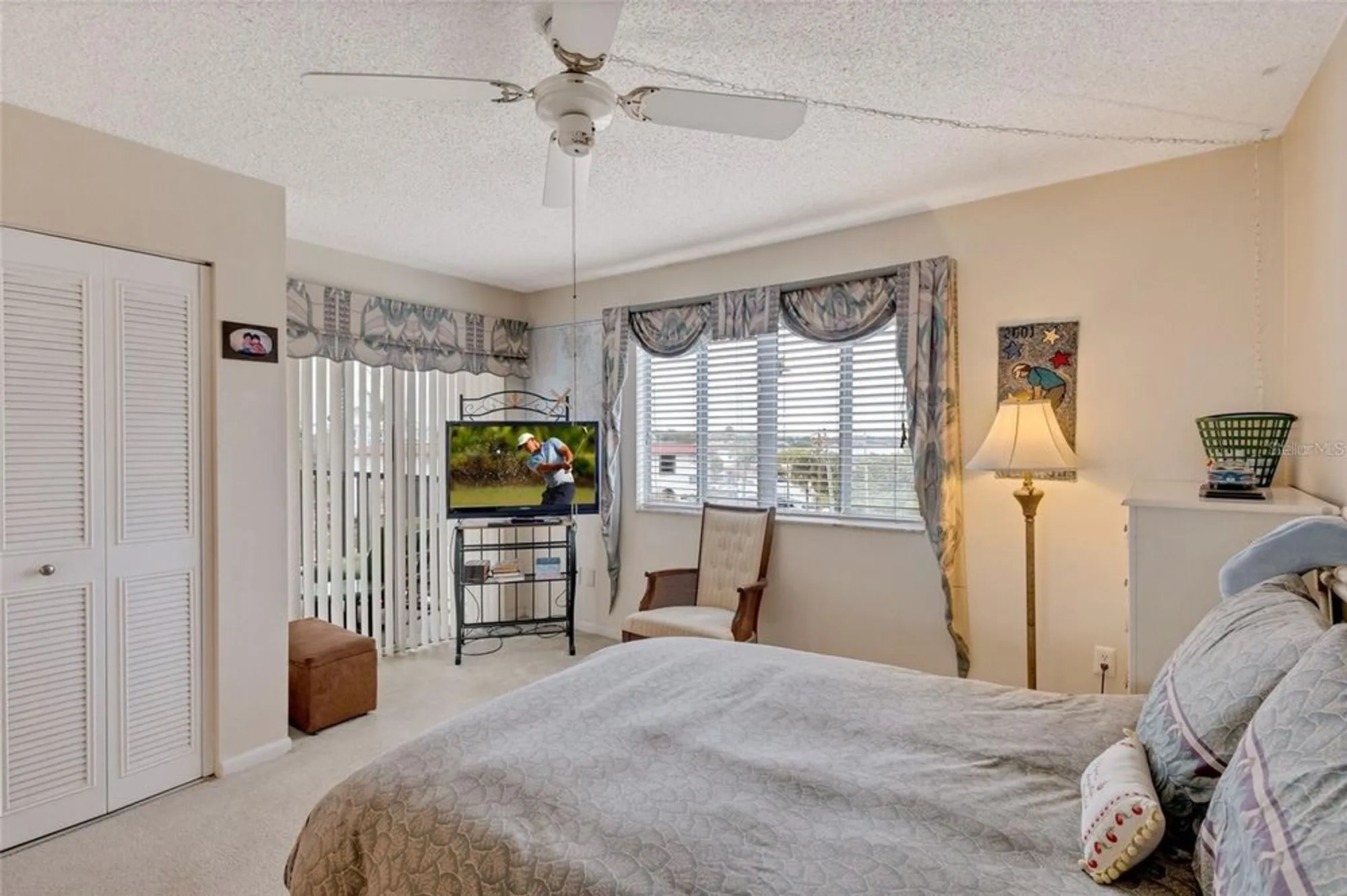 Property Slideshow image 16 of 38 | 19029 us highway 19 n apt 9-308, Clearwater, FL, 33764