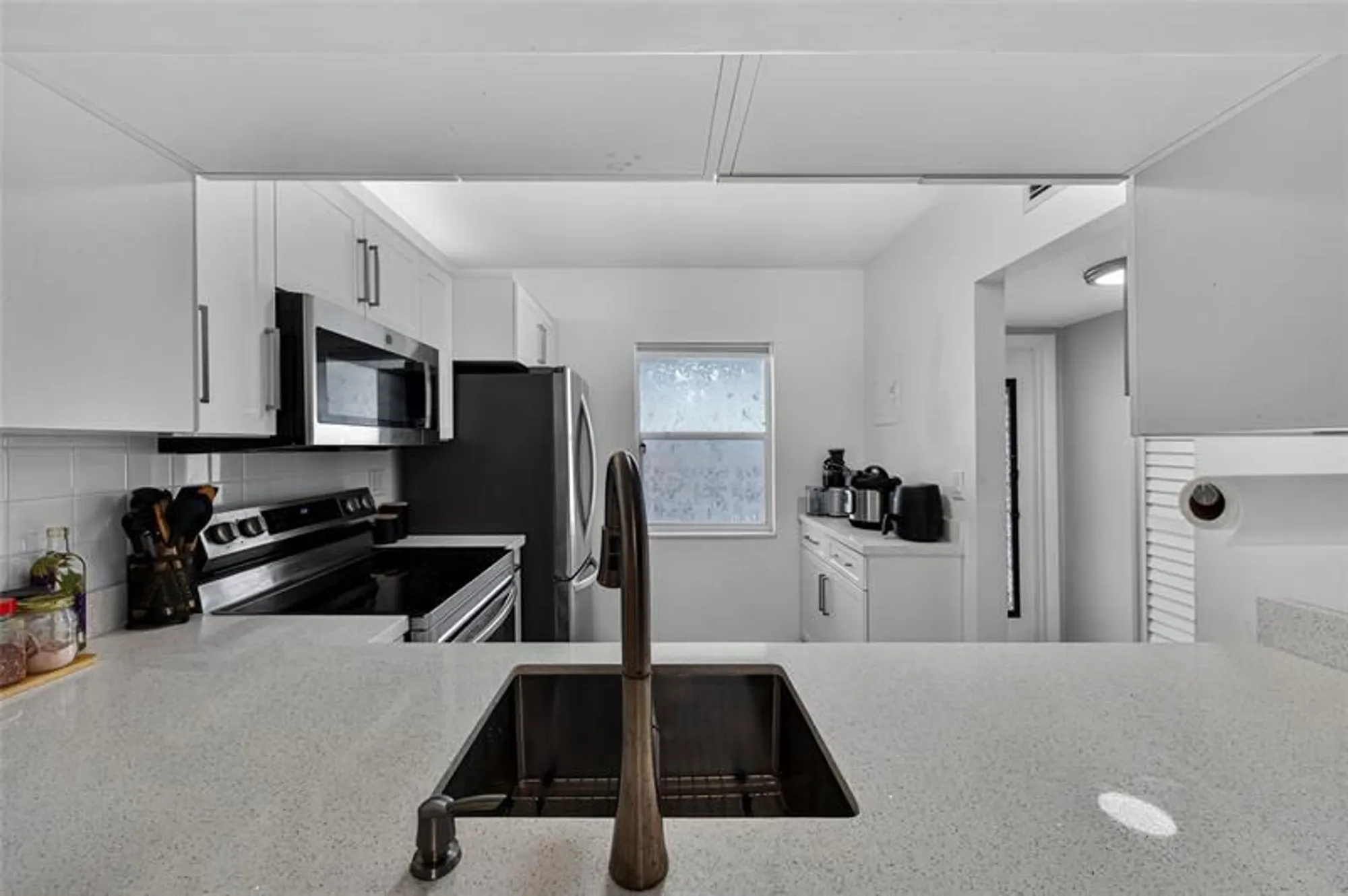 Property Slideshow image 22 of 44 | 7610 nw 1st st 201, Margate, FL, 33063