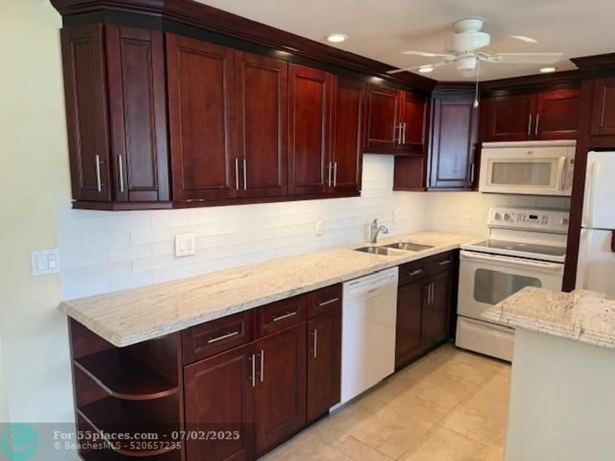 Property Slideshow image 5 of 19 | 4104 cambridge e unit e, Deerfield Beach, FL, 33442
