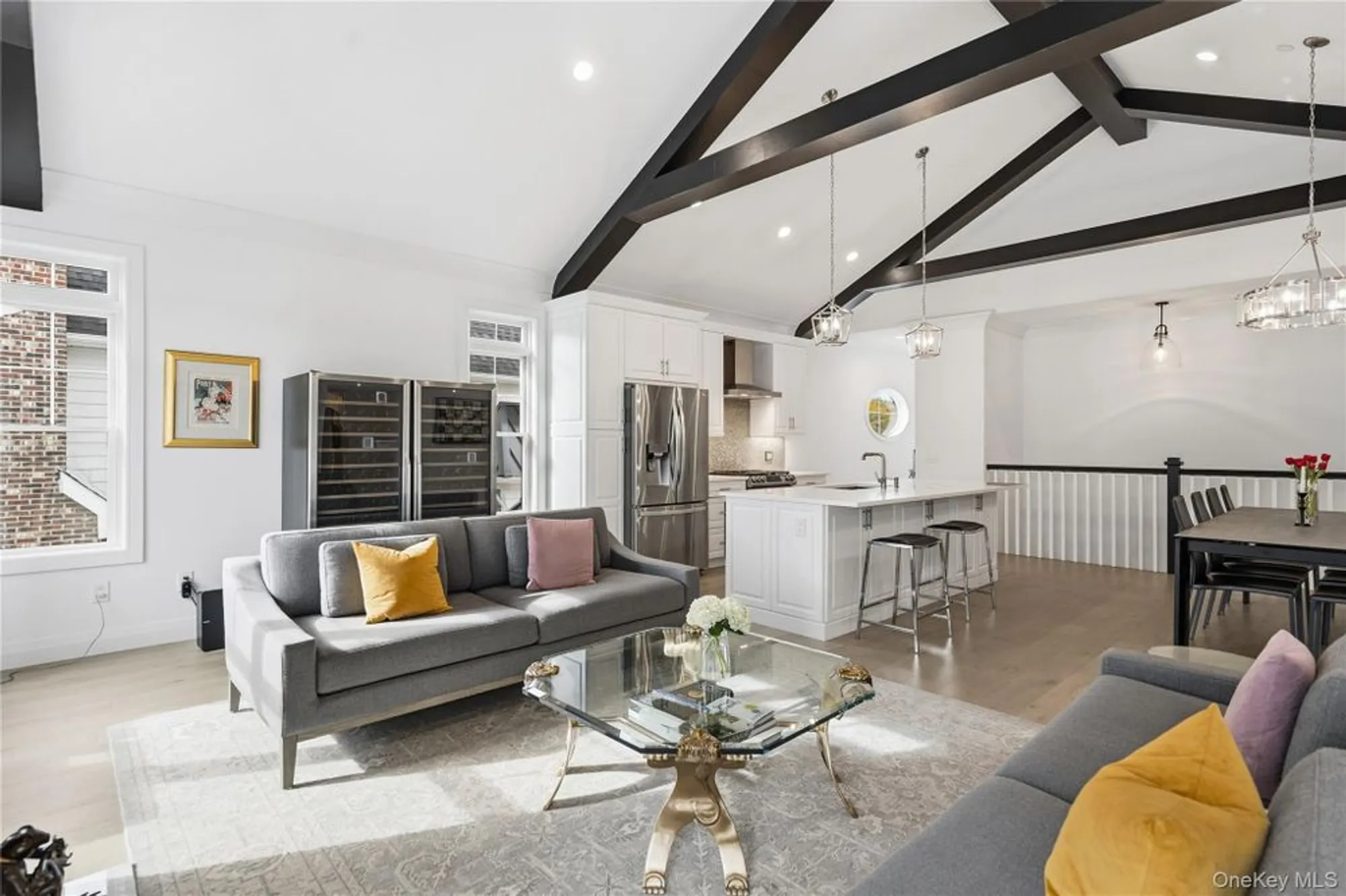 Property Slideshow image 9 of 29 | 86202 spruce pond cir # 744, Plainview, NY, 11803