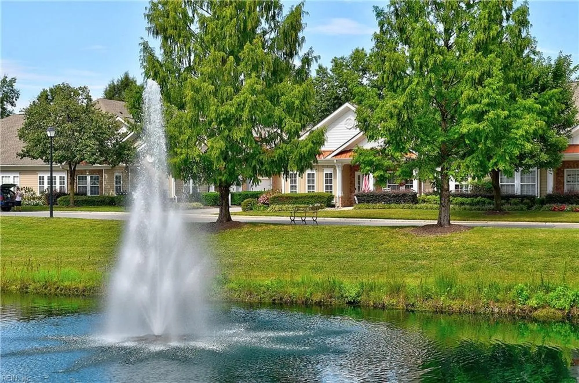 Property Slideshow image 7 of 49 | 1534 carrolton way, Chesapeake, VA, 23320