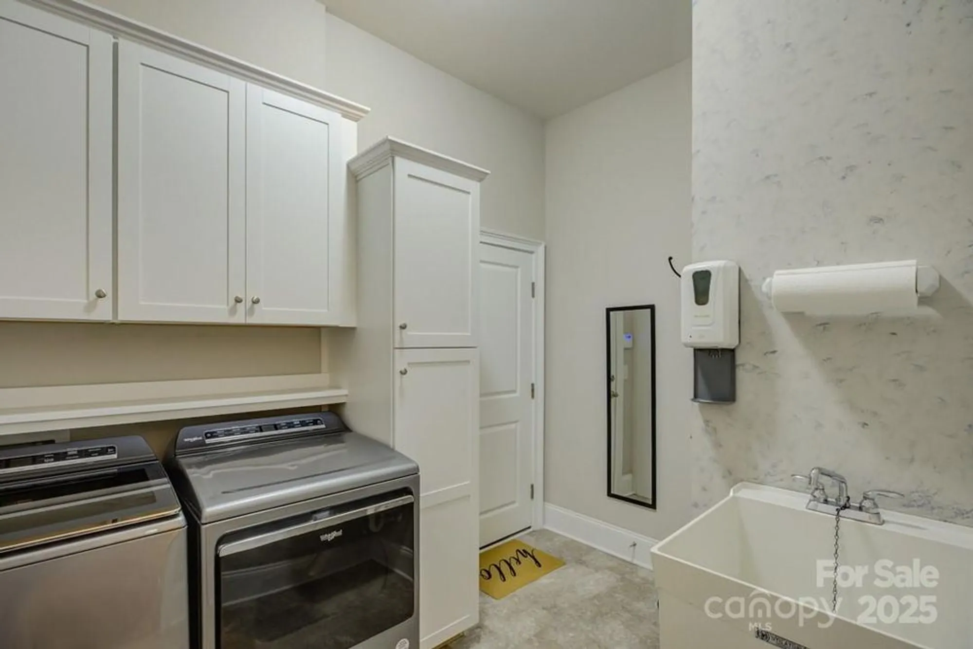 Property Slideshow image 27 of 48 | 14503 crest ct, Charlotte, NC, 28278