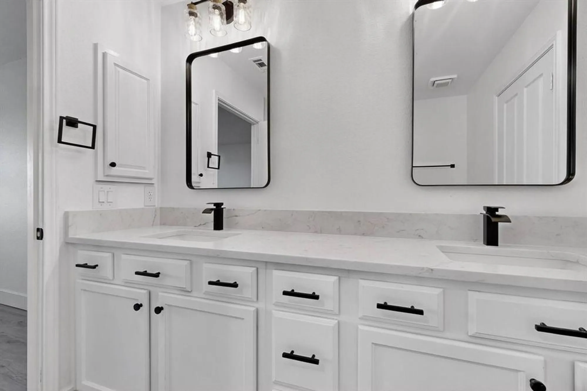 Property Slideshow image 18 of 33 | 1368 troon dr, Frisco, TX, 75036