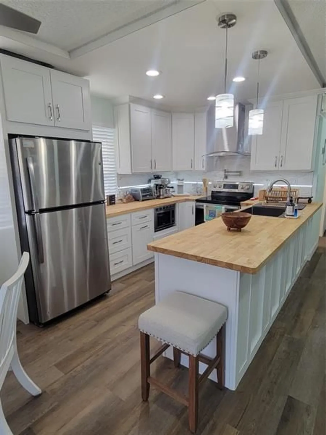 Property Slideshow image 13 of 39 | 480 capri j # 480, Delray Beach, FL, 33484