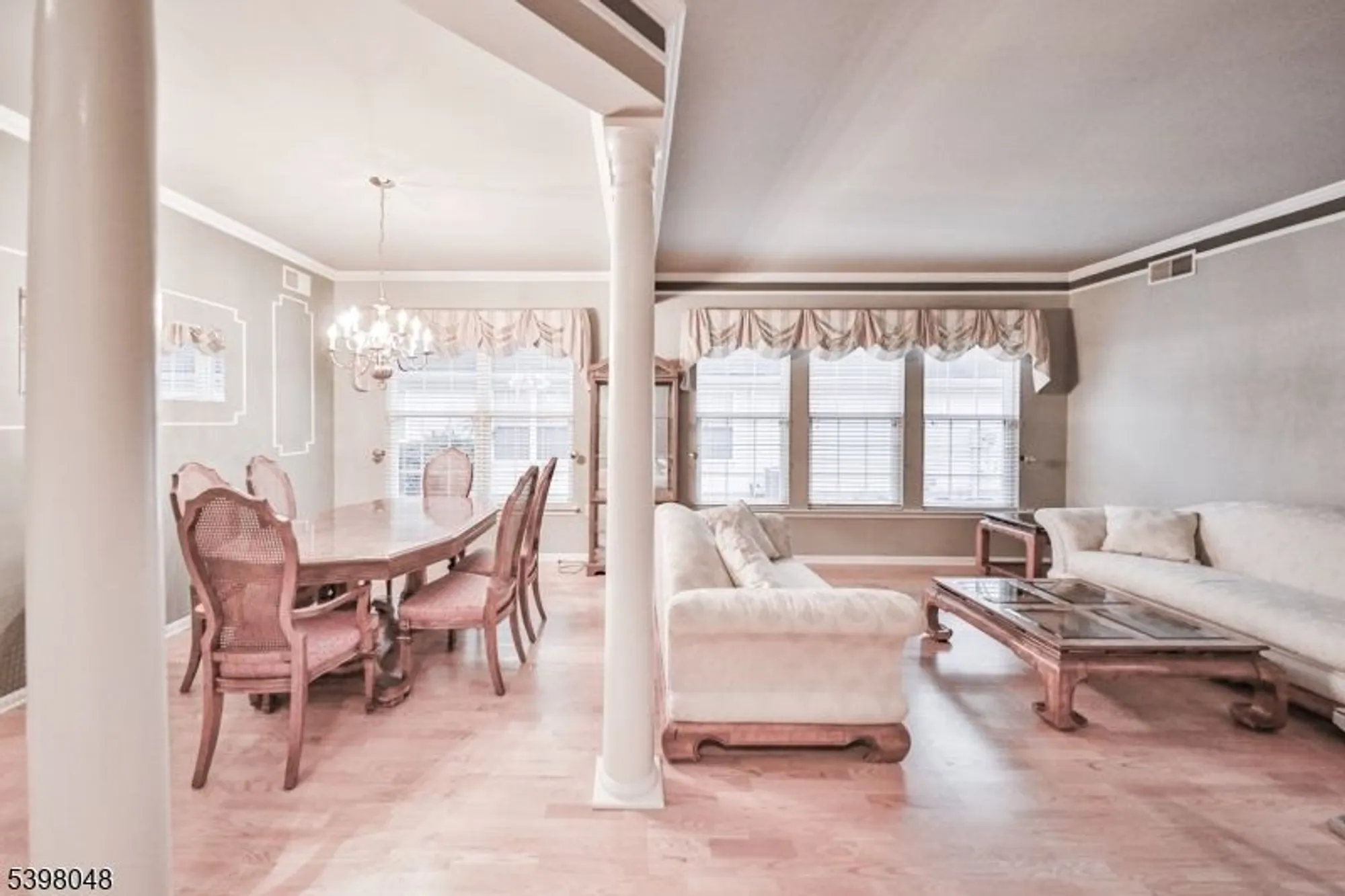 Property Slideshow image 5 of 27 | 107 kensington cir, Belvidere, NJ, 07823