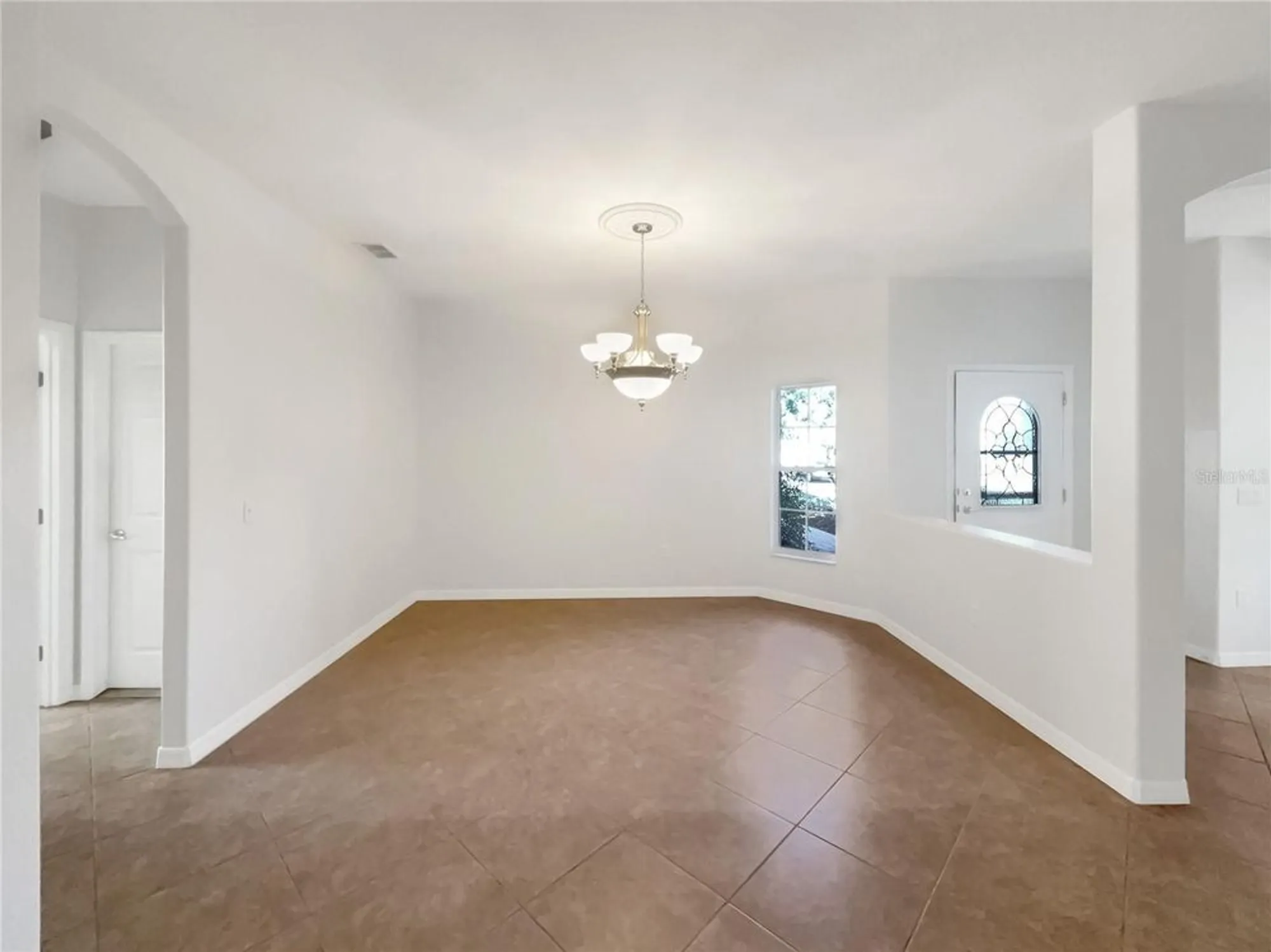 Property Slideshow image 4 of 24 | 113 venice ln, Kissimmee, FL, 34759