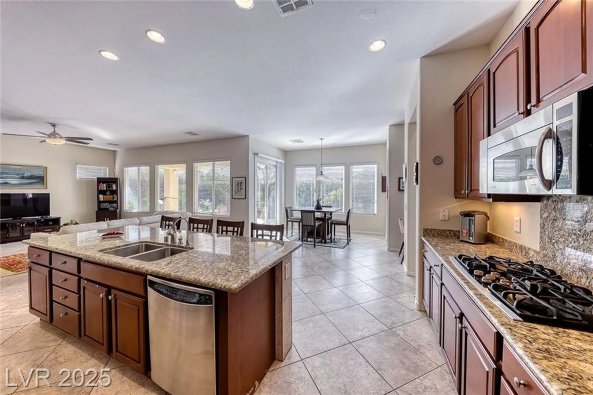 Property Slideshow image 24 of 68 | 2357 wisconsin dells dr, Henderson, NV, 89044