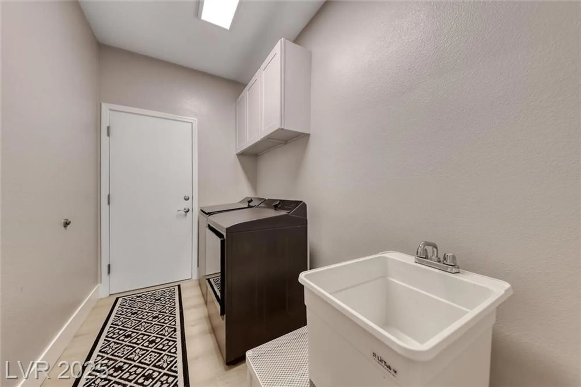 Property Slideshow image 33 of 50 | 3001 walnut park ct, Henderson, NV, 89052