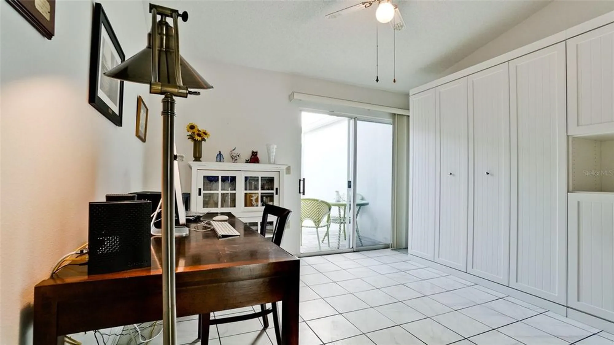 Property Slideshow image 21 of 46 | 512 sanderling cir, Bradenton, FL, 34209