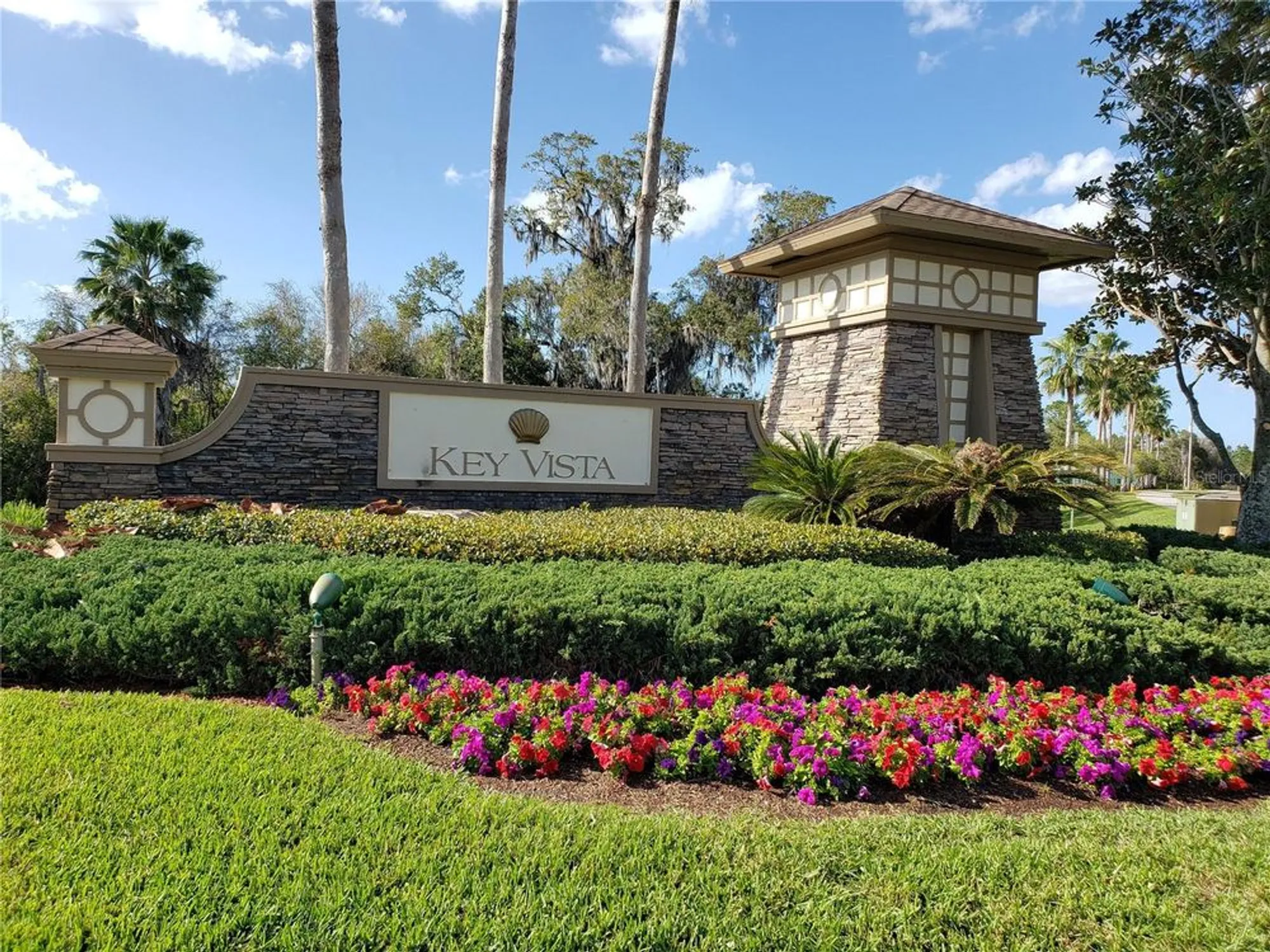 Property Slideshow image 4 of 37 | 2542 sandy hill ct, Holiday, FL, 34691