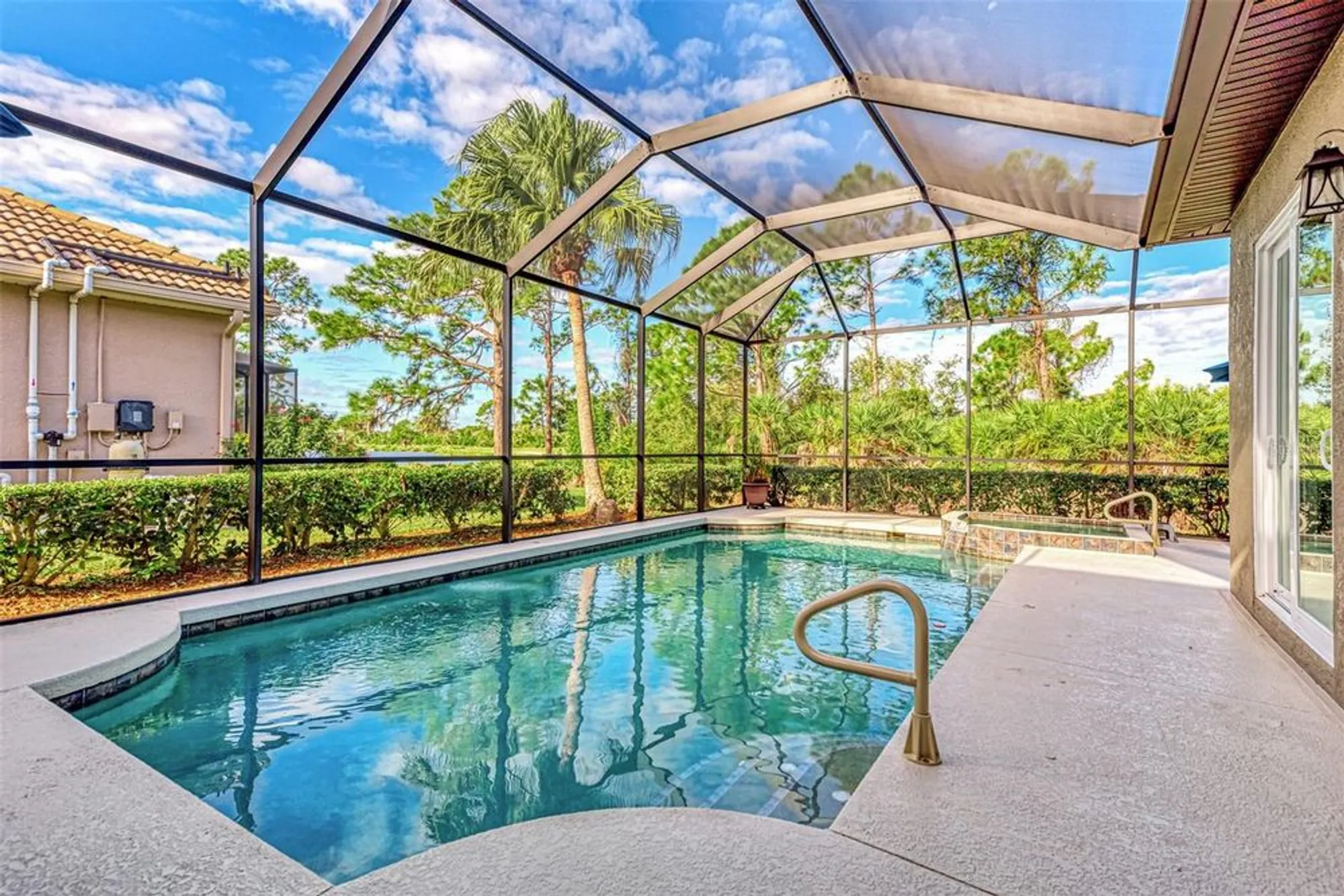 Property Slideshow image 58 of 73 | 1221 creek nine dr, North Port, FL, 34291