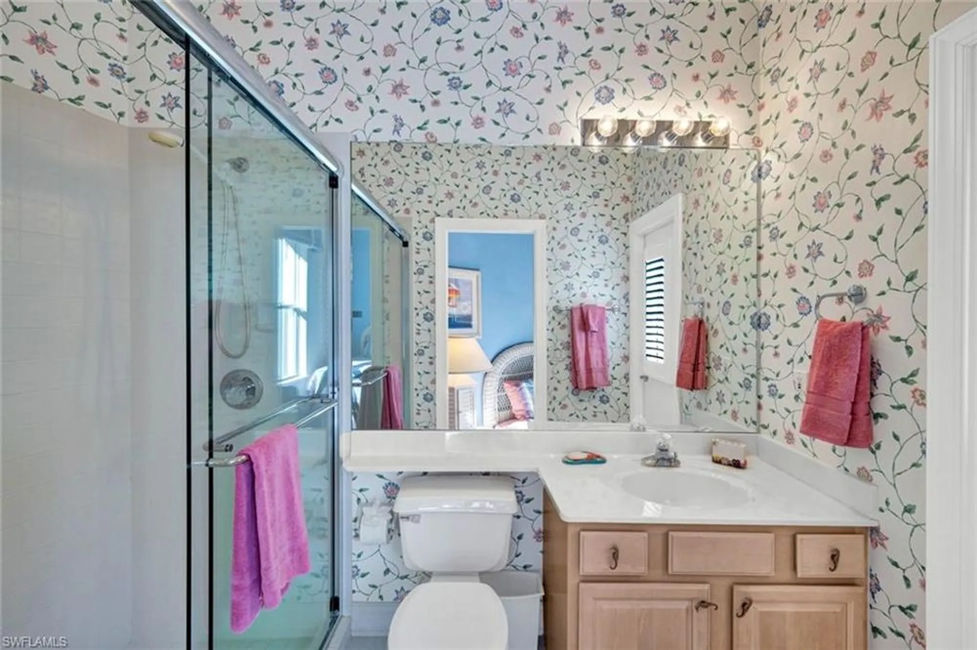 Property Slideshow image 21 of 41 | 26211 siena dr, Bonita Springs, FL, 34134