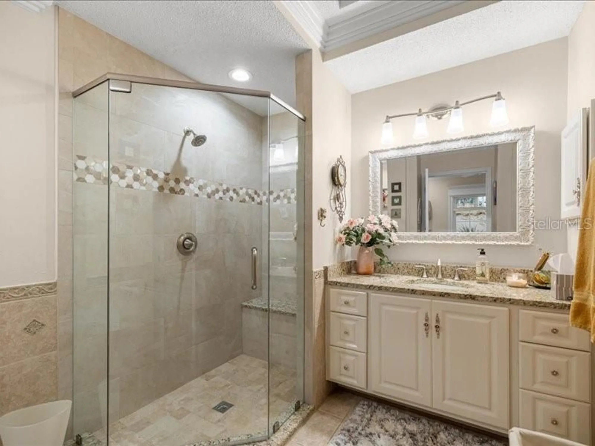 Property Slideshow image 19 of 40 | 1124 avenida de las casas # 1124, Lady Lake, FL, 32159