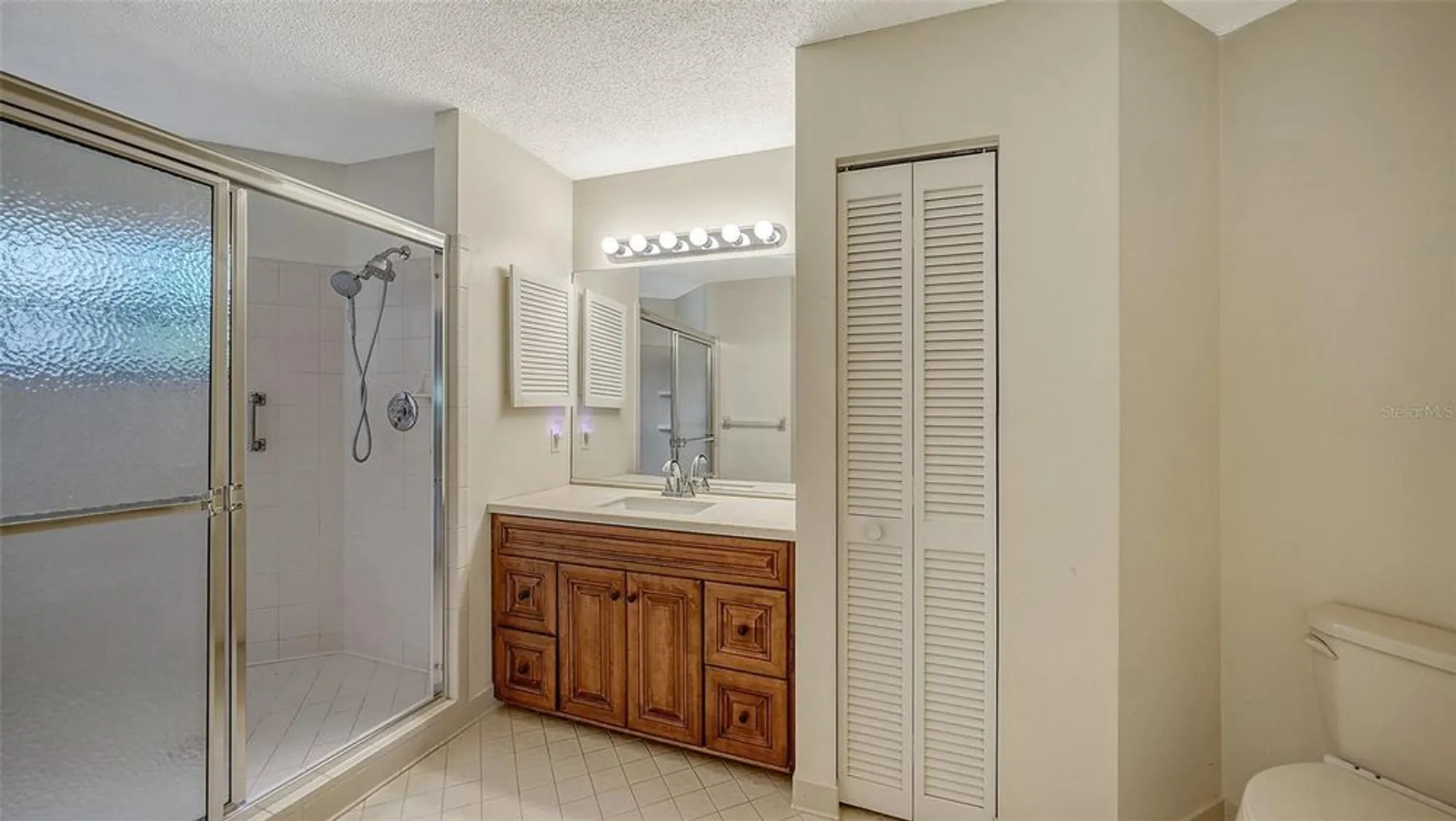 Property Slideshow image 20 of 72 | 1603 starling dr # 101, Sarasota, FL, 34231