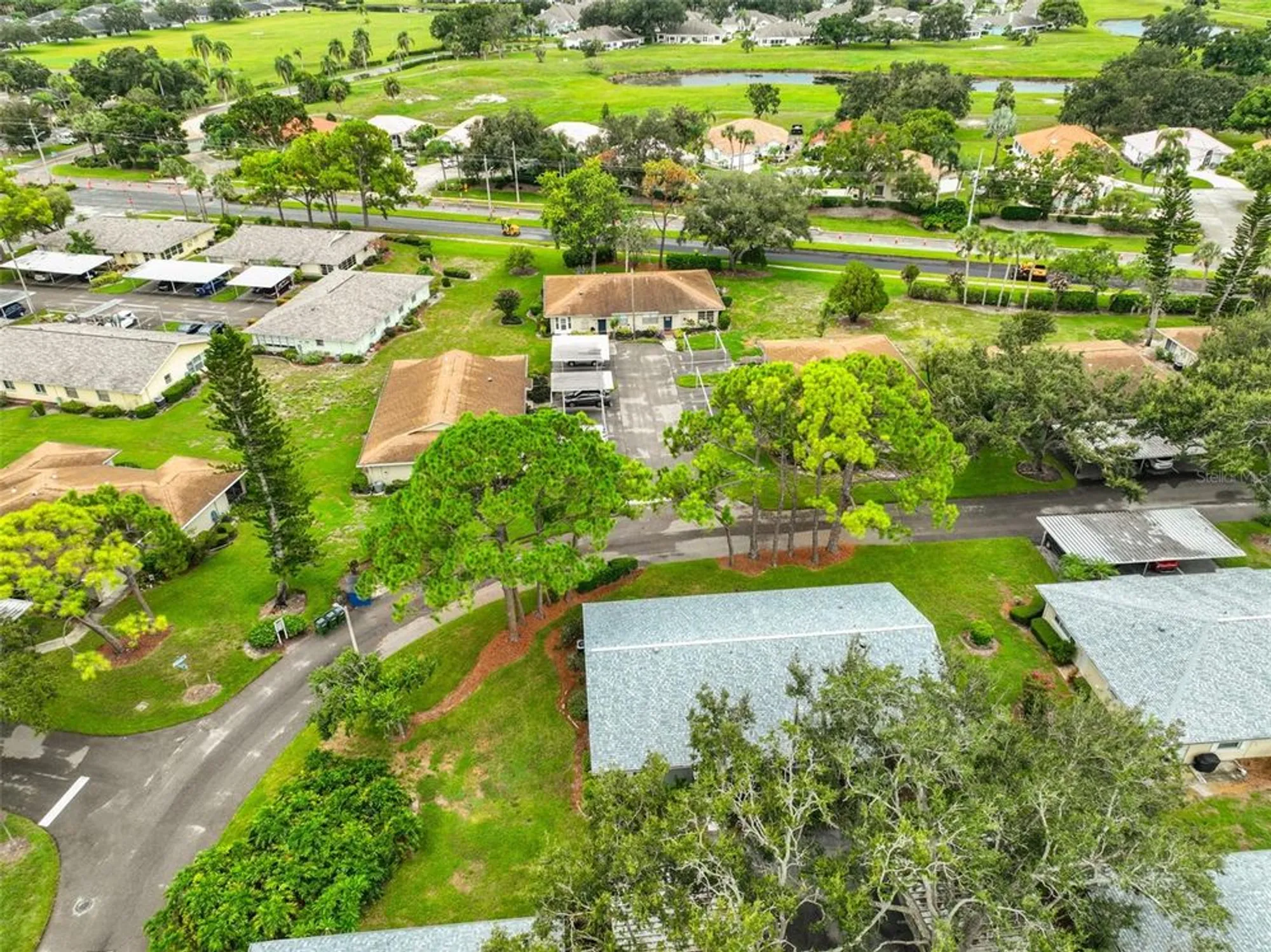 Property Slideshow image 33 of 36 | 2206 horsham pl, Sun City Center, FL, 33573