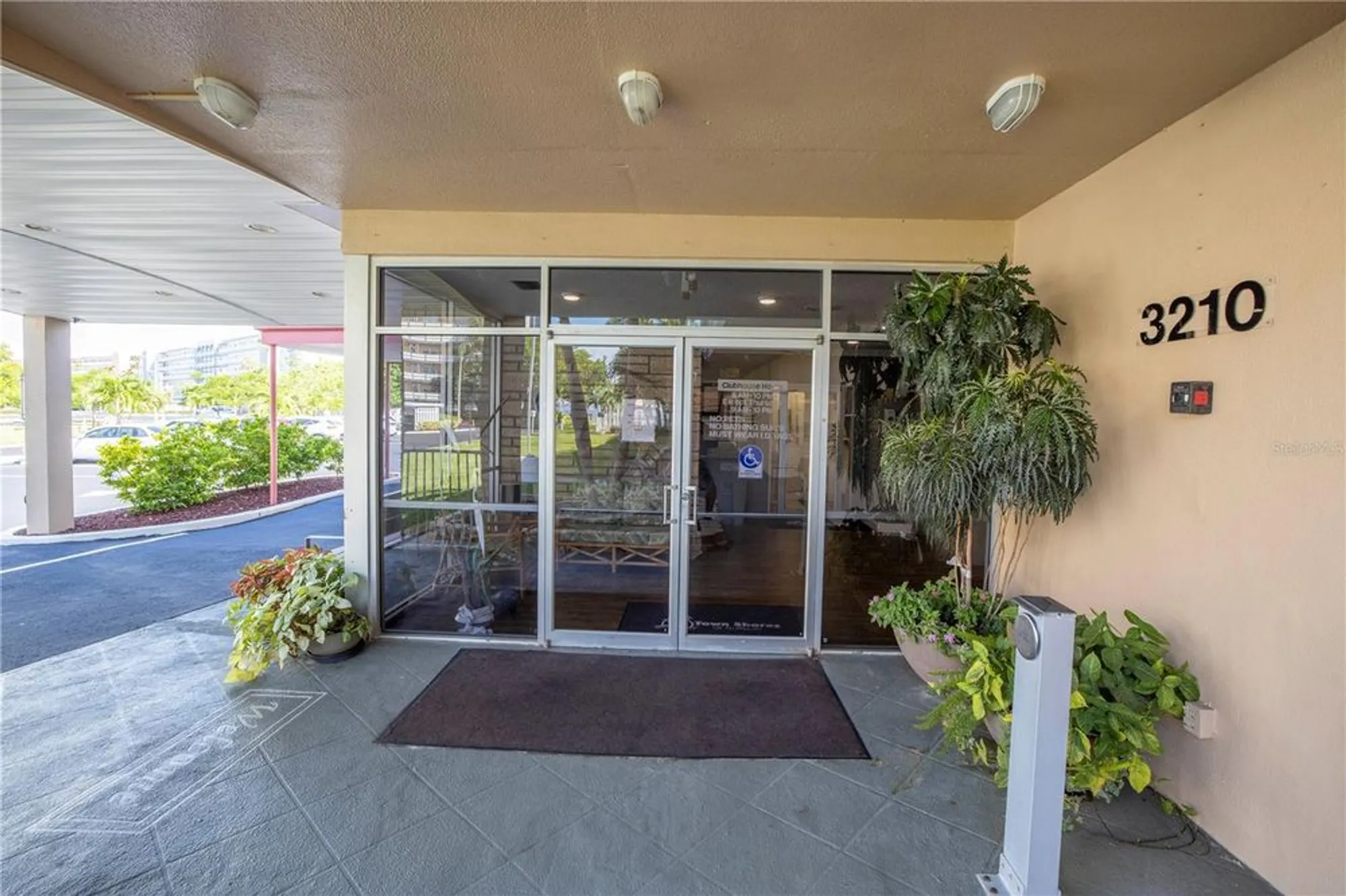 Property Slideshow image 34 of 46 | 5840 30th ave 208, Gulfport, FL, 33707