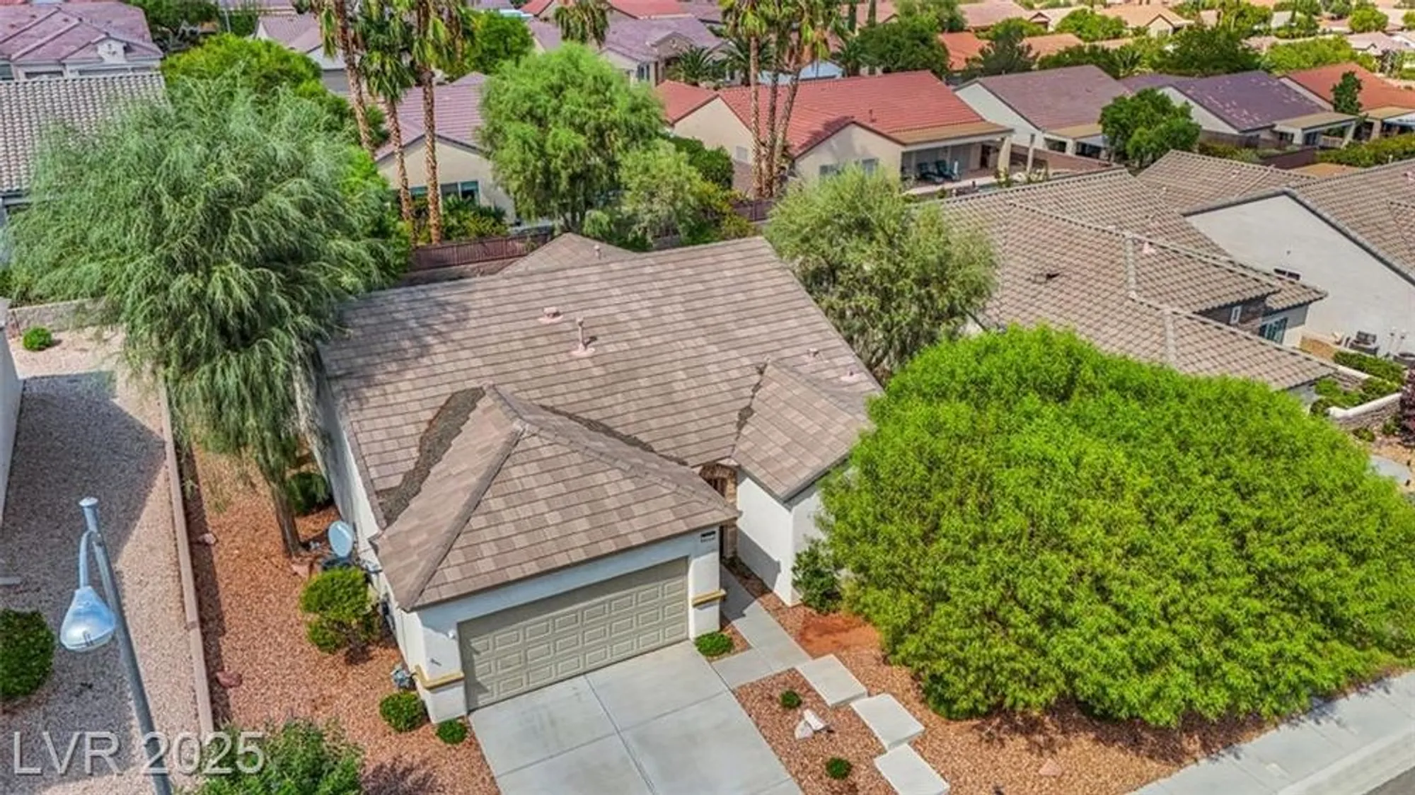 Property Slideshow image 7 of 65 | 2119 burtonsville dr, Henderson, NV, 89044