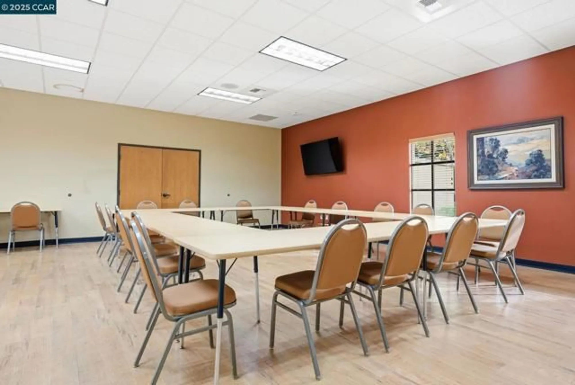 Property Slideshow image 43 of 60 | 4213 hovnanian dr, Sacramento, CA, 95834