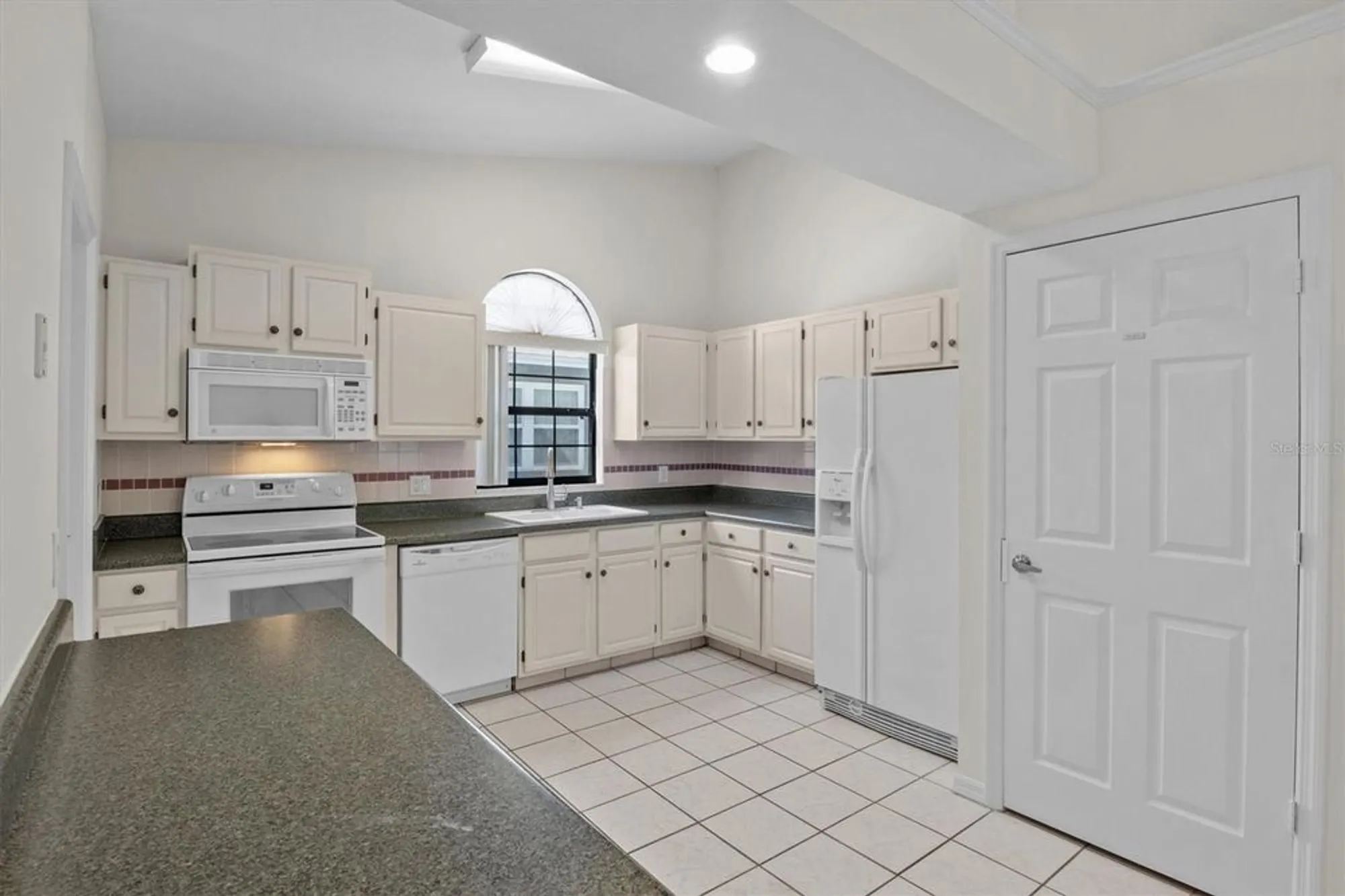 Property Slideshow image 8 of 26 | 6325 egret dr, Lakeland, FL, 33809