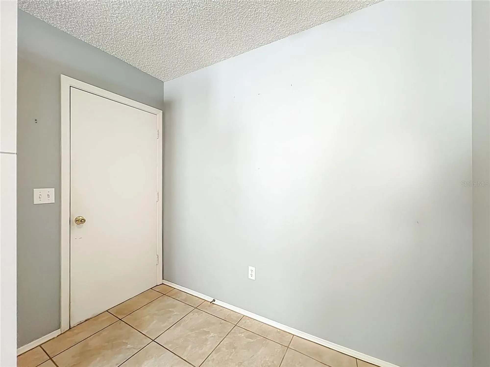 Property Slideshow image 24 of 42 | 2140 estevez dr, The Villages, FL, 32159