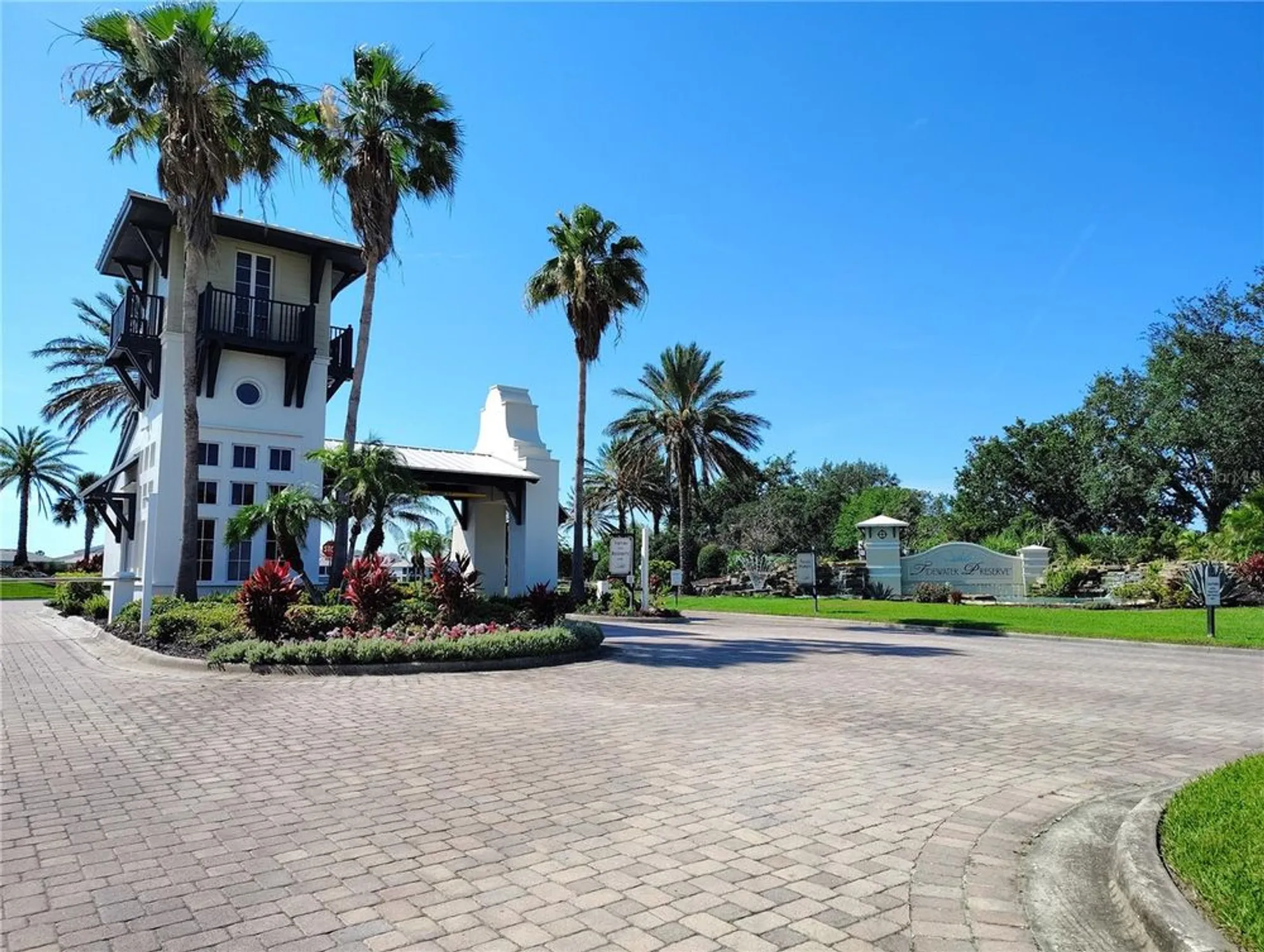 Property Slideshow image 46 of 84 | 1264 riverscape st b, Bradenton, FL, 34208