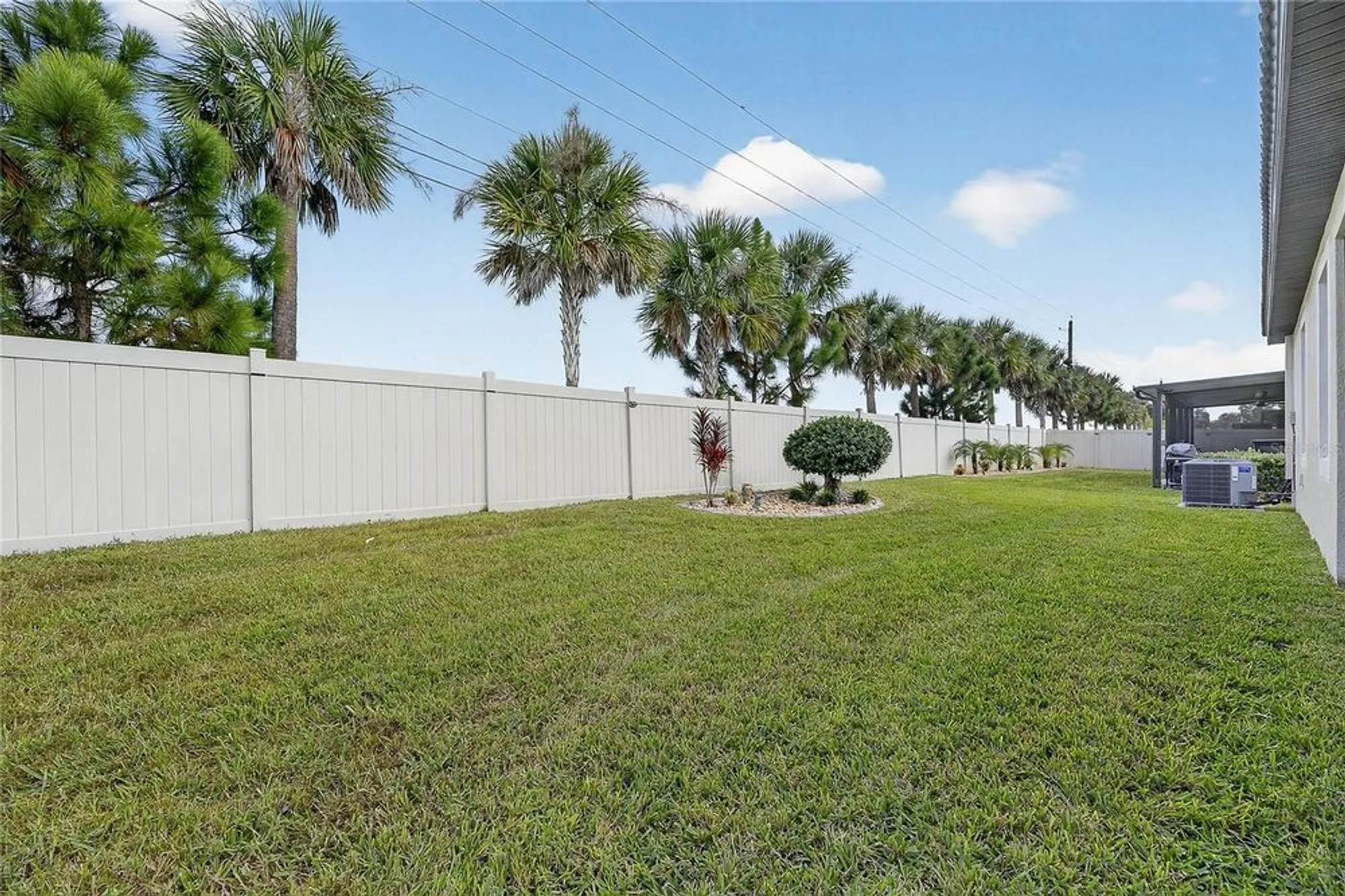 Property Slideshow image 64 of 78 | 16830 anchor root st, Wimauma, FL, 33598