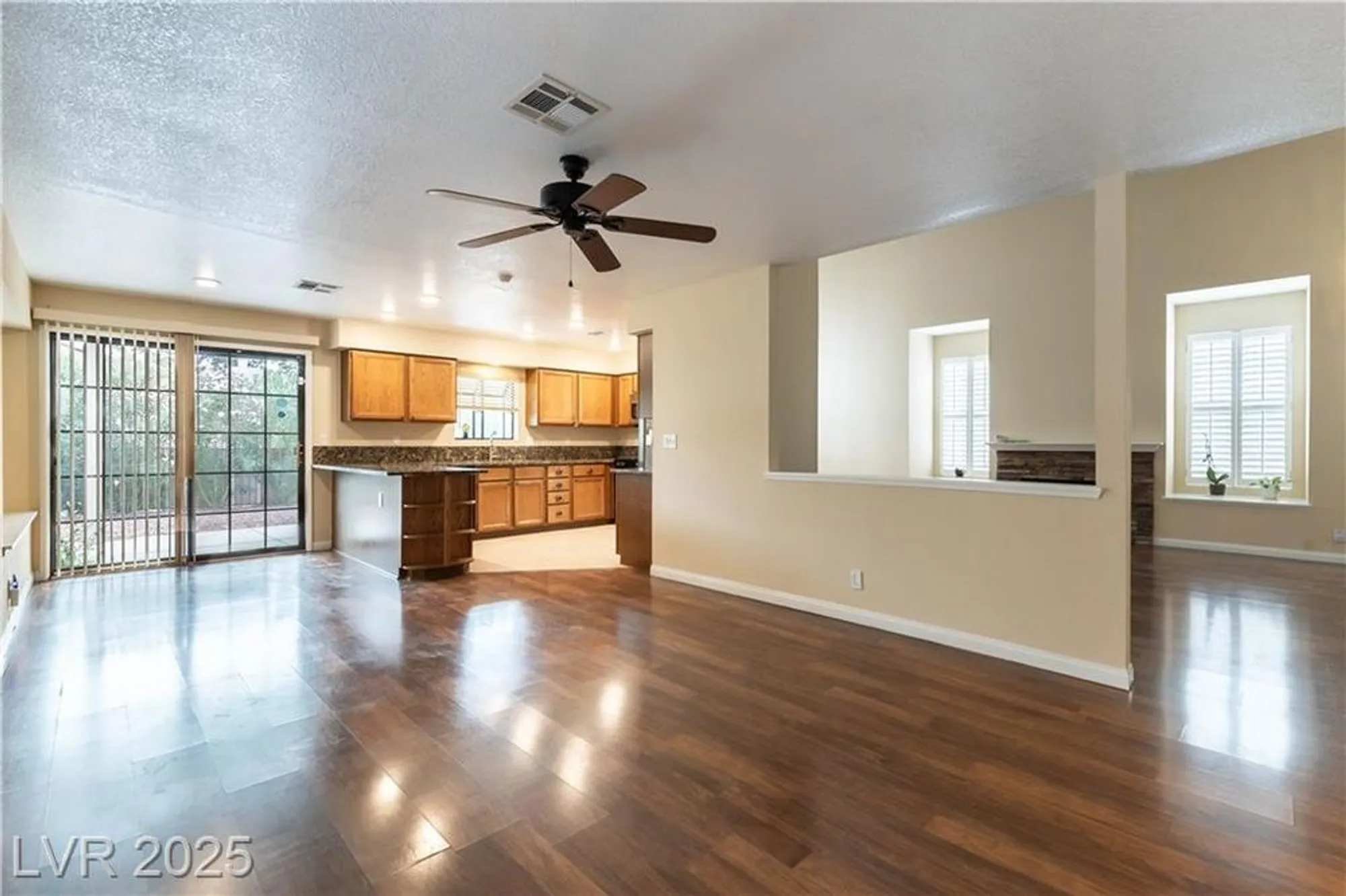 Property Slideshow image 6 of 39 | 4808 fiesta lakes st, Las Vegas, NV, 89130
