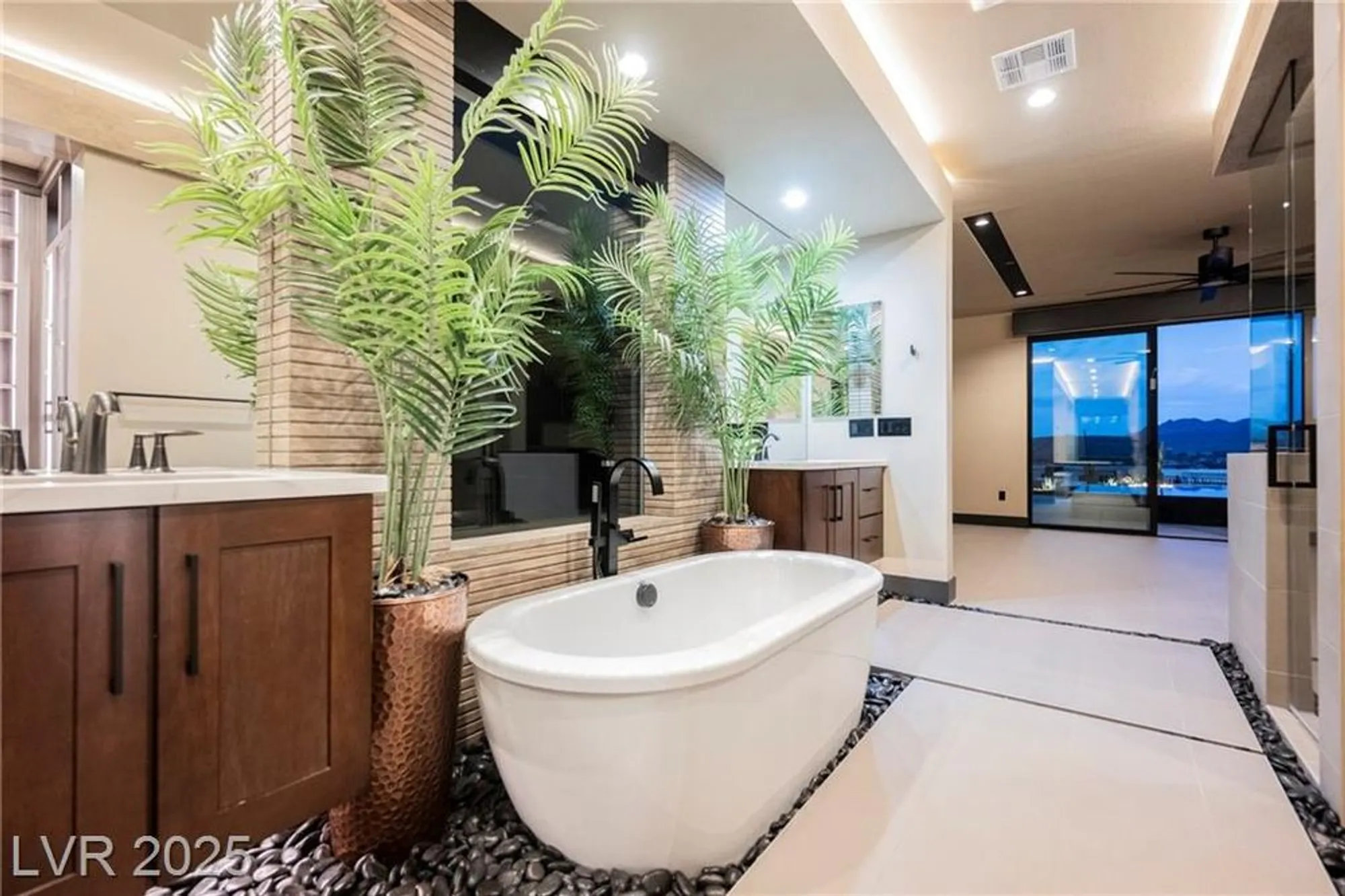 Property Slideshow image 36 of 93 | 20 falling canyon ct, Henderson, NV, 89011