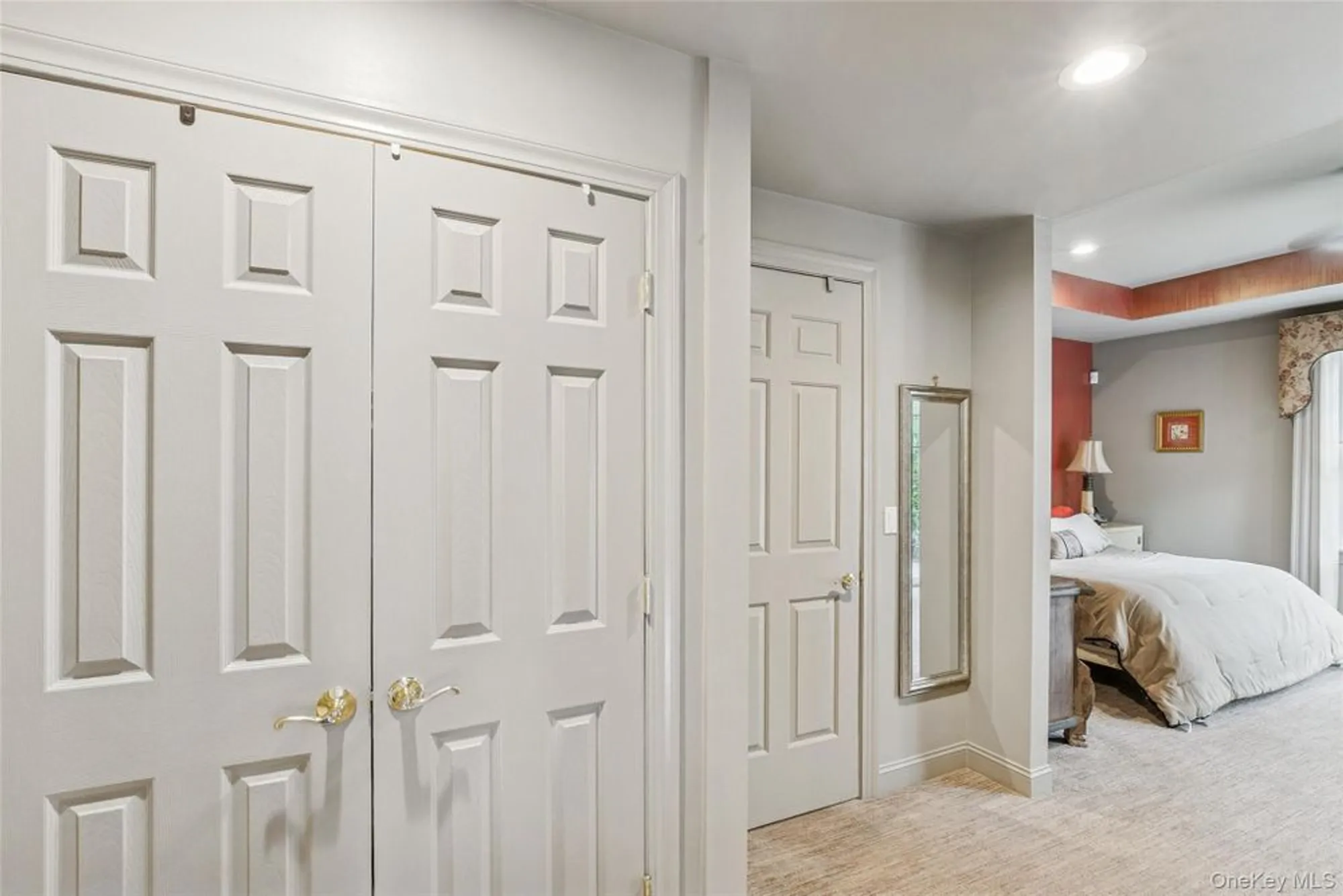 Property Slideshow image 22 of 31 | 382 altessa blvd, Melville, NY, 11747