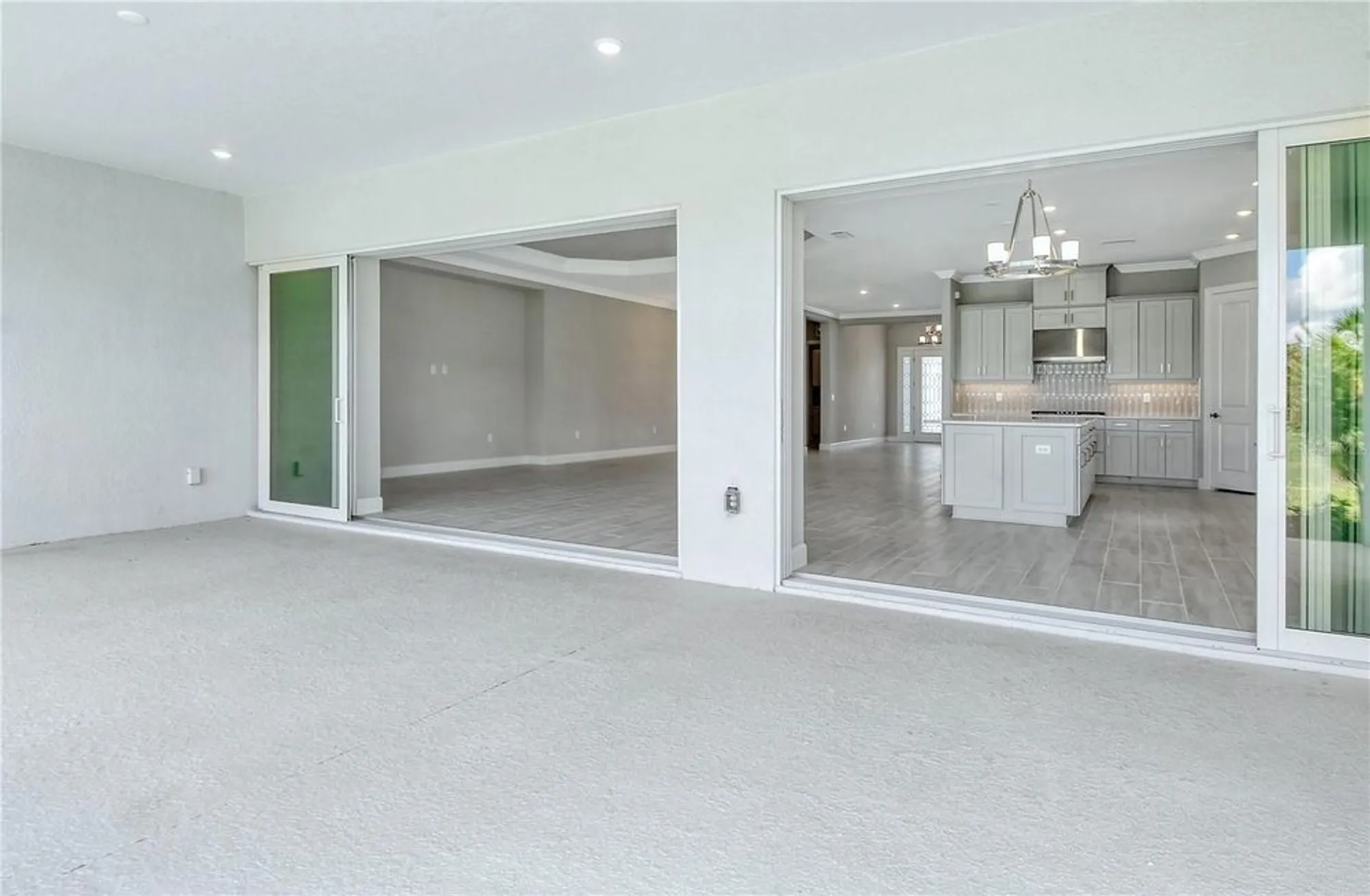 Property Slideshow image 13 of 100 | 15625 san lazzaro ave, Bradenton, FL, 34211