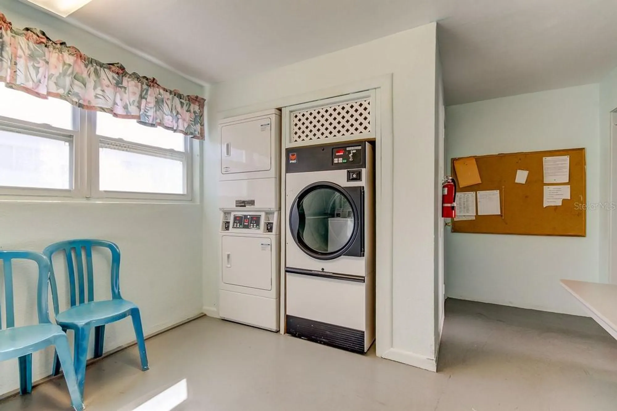 Property Slideshow image 26 of 50 | 5521 80th st n unit 315, Saint Petersburg, FL, 33709