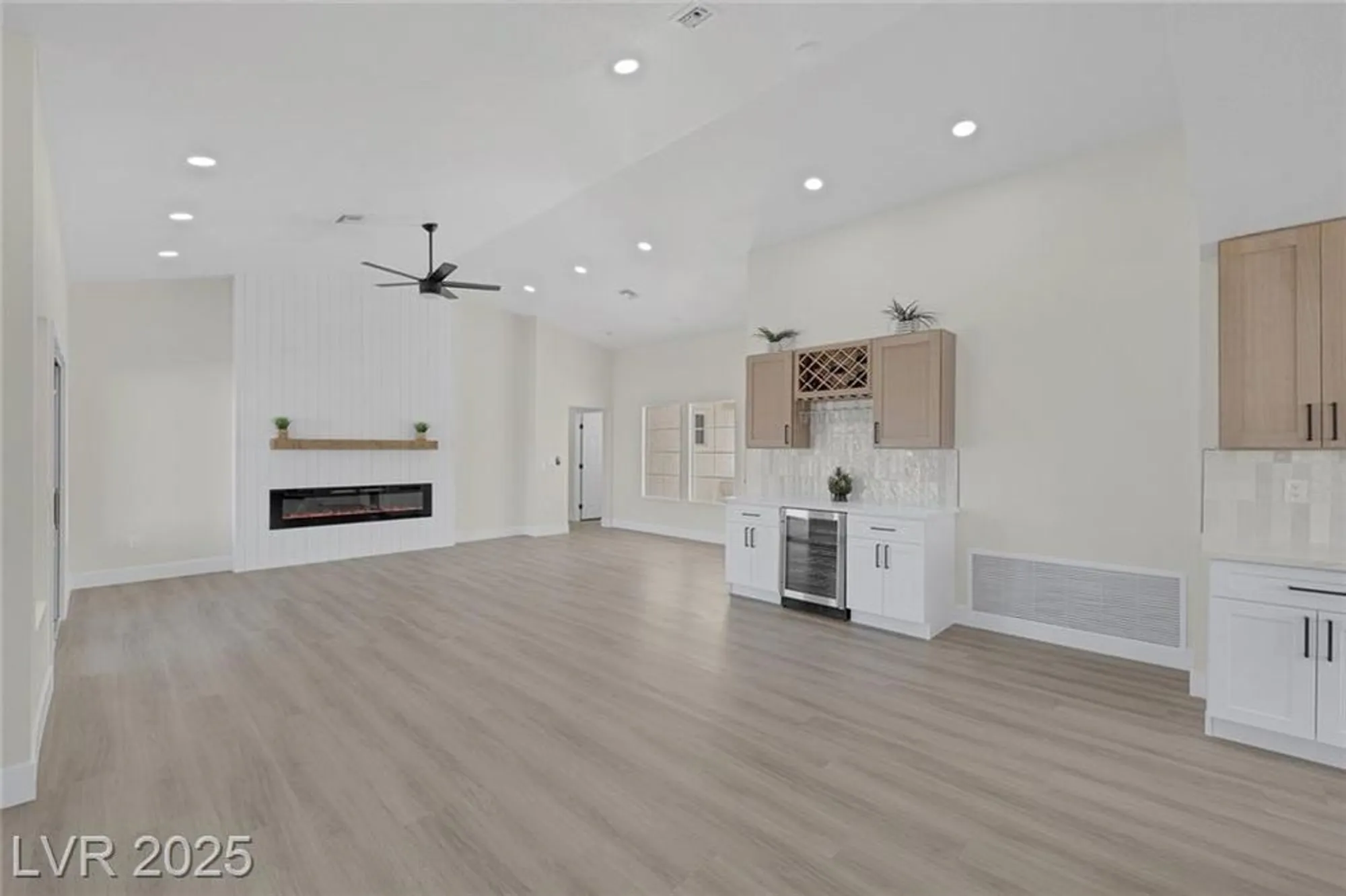 Property Slideshow image 6 of 37 | 3100 angelica ct, Las Vegas, NV, 89134