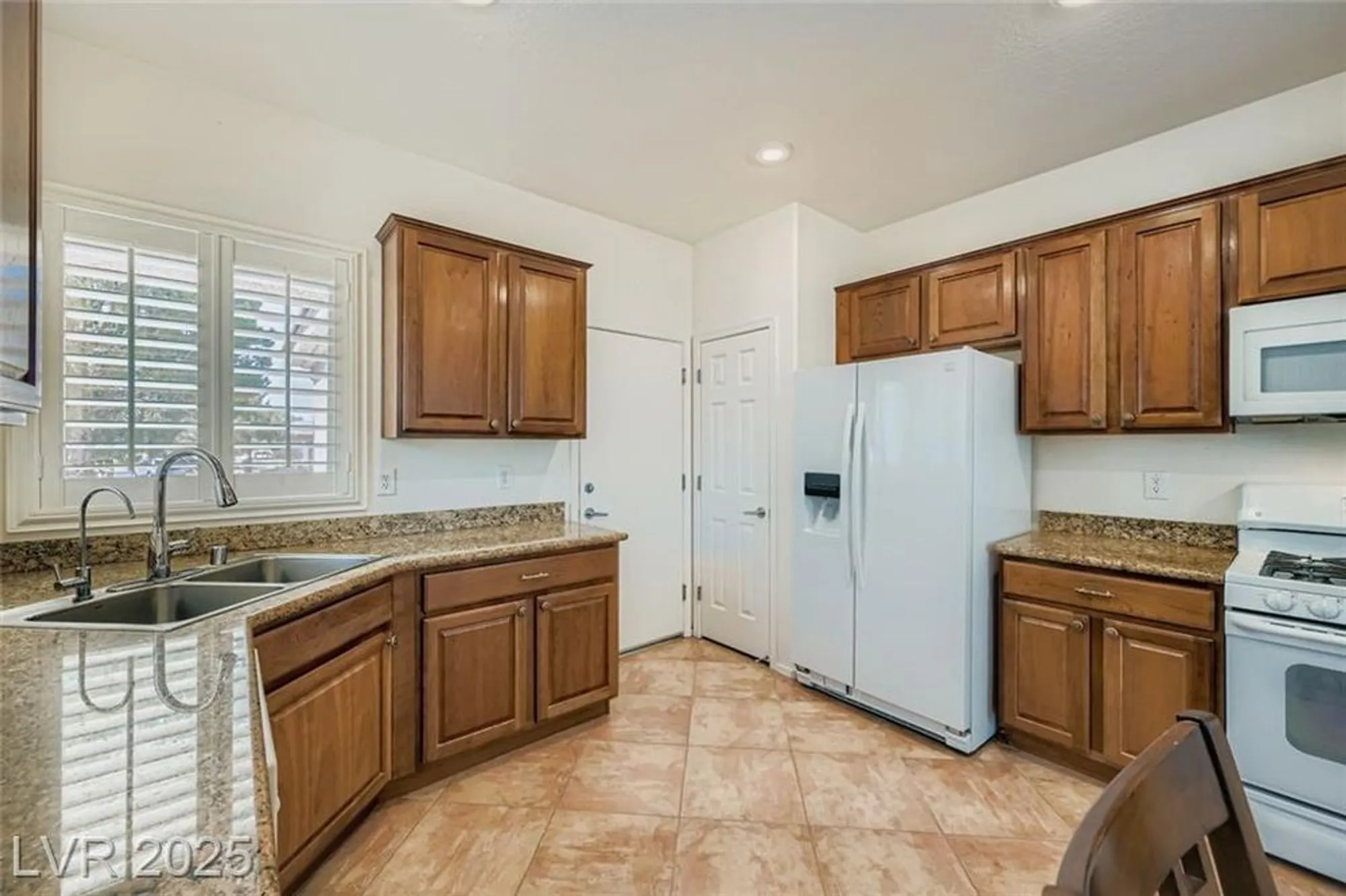 Property Slideshow image 10 of 45 | 7824 starthroat ct, North Las Vegas, NV, 89084