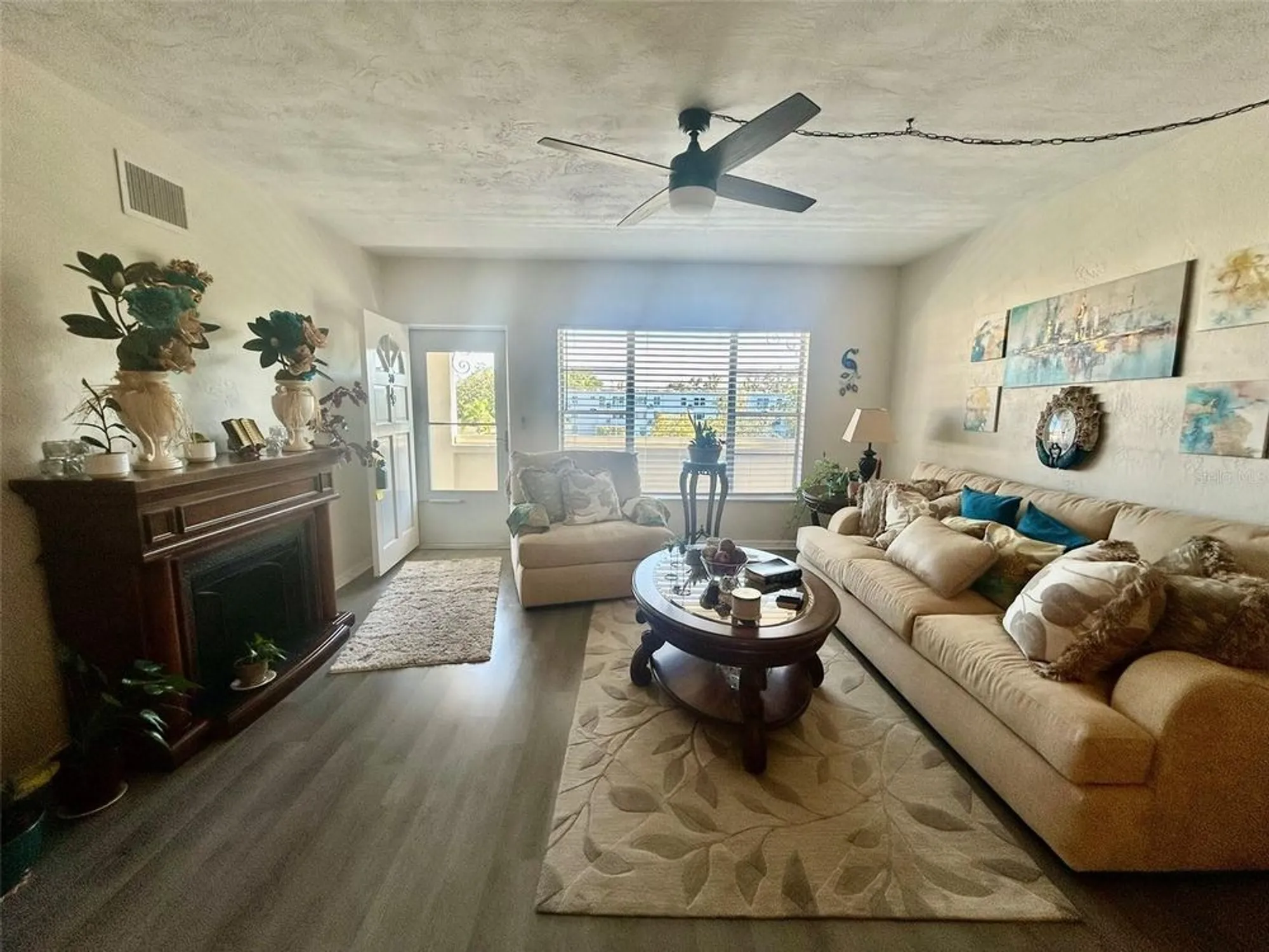 Property Slideshow image 4 of 37 | 2434 australia way 50, Clearwater, FL, 33763