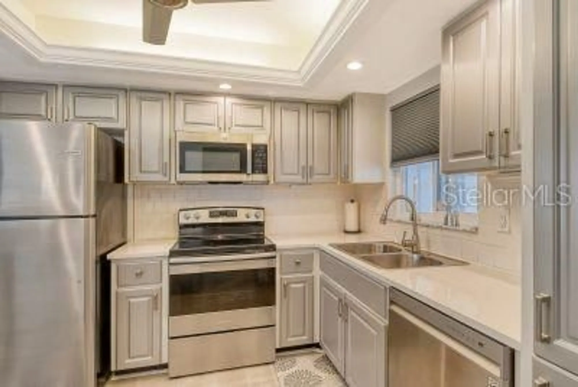 Property Slideshow image 19 of 37 | 2607 riverbluff pkwy # v145, Sarasota, FL, 34231
