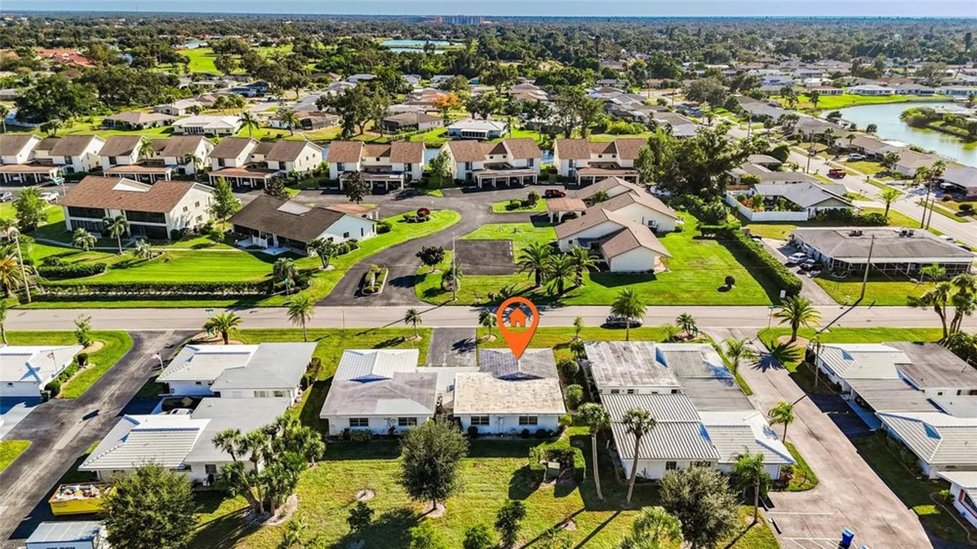 Property Slideshow image 22 of 23 | 1523 lakeside dr 15, Venice, FL, 34293