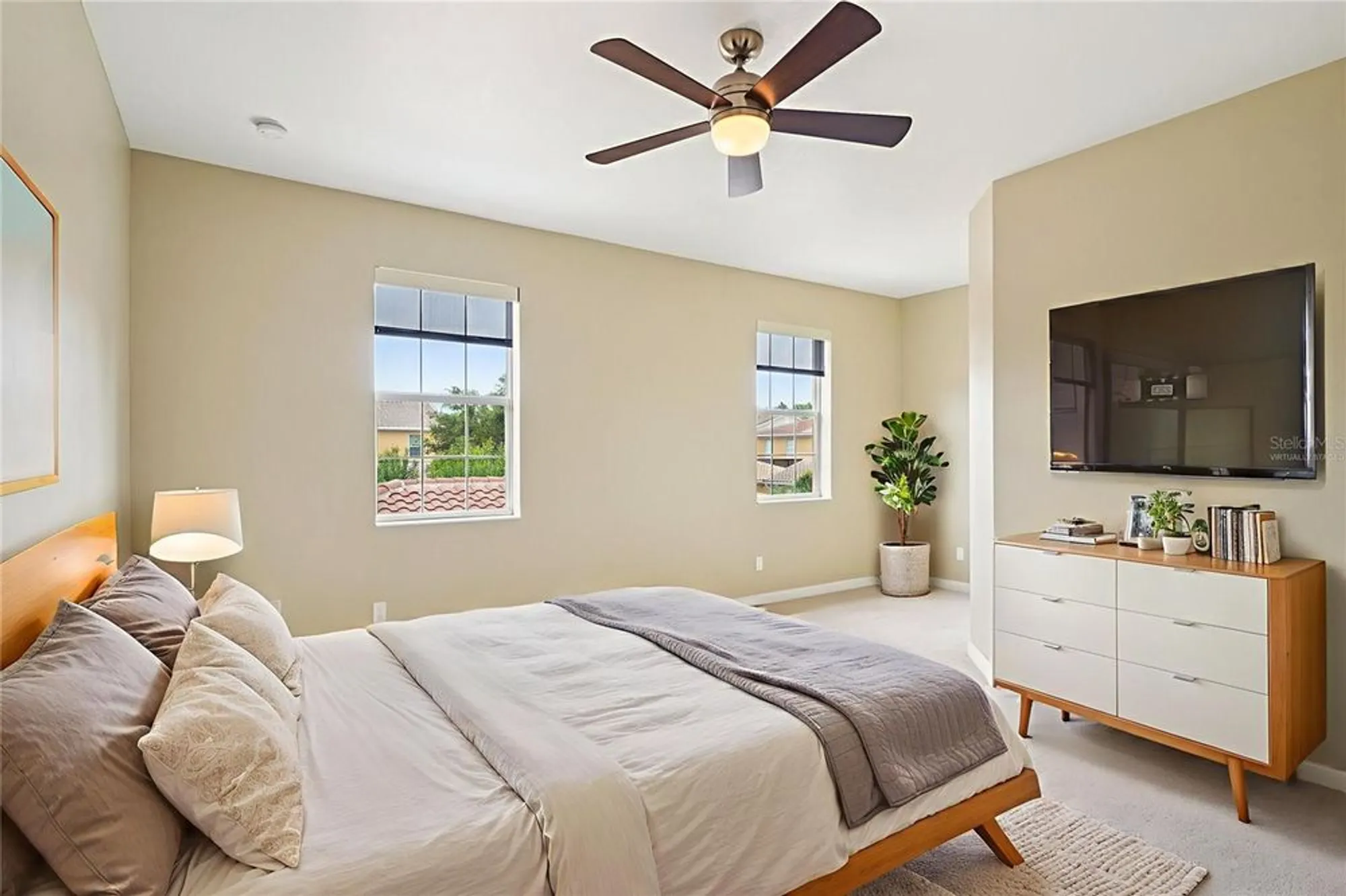 Property Slideshow image 4 of 59 | 8430 leatherleaf ln, Orlando, FL, 32827