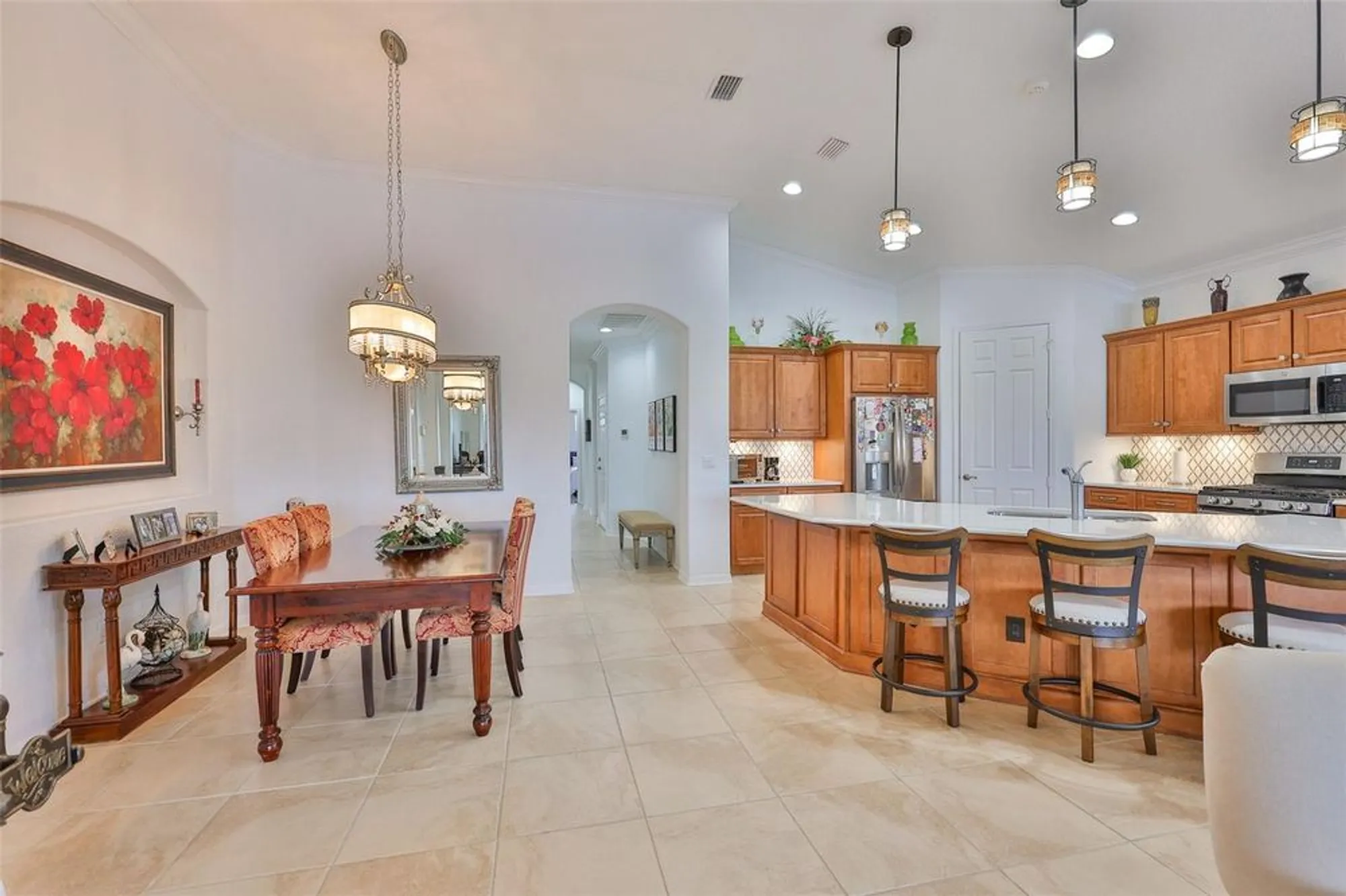 Property Slideshow image 13 of 57 | 1360 emerald dunes dr, Sun City Center, FL, 33573