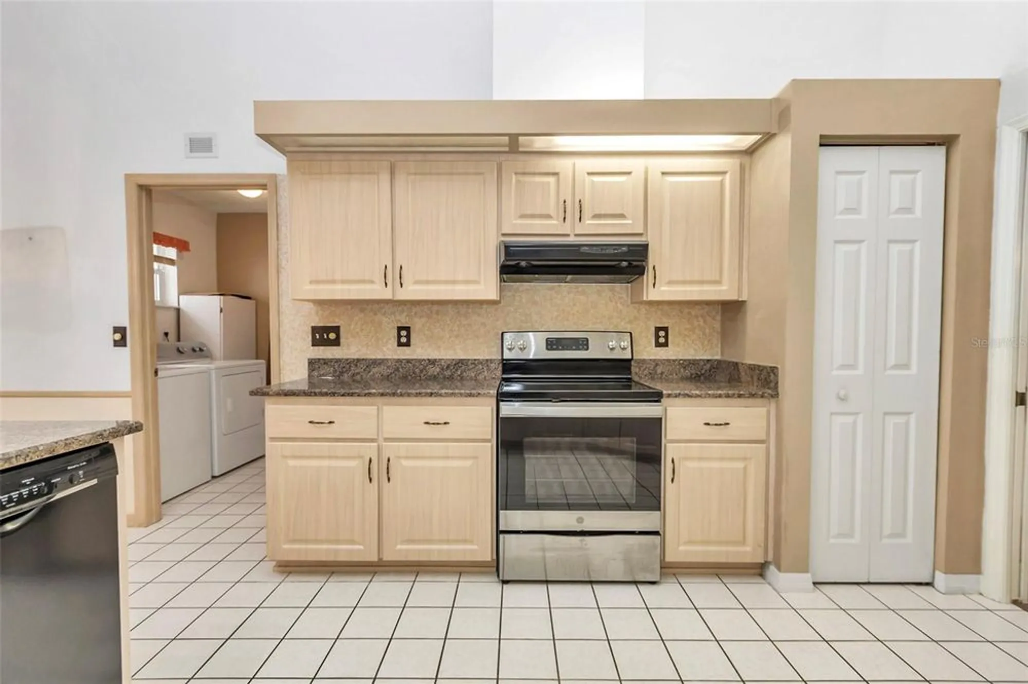 Property Slideshow image 13 of 39 | 11511 sw 72nd cir, Ocala, FL, 34476