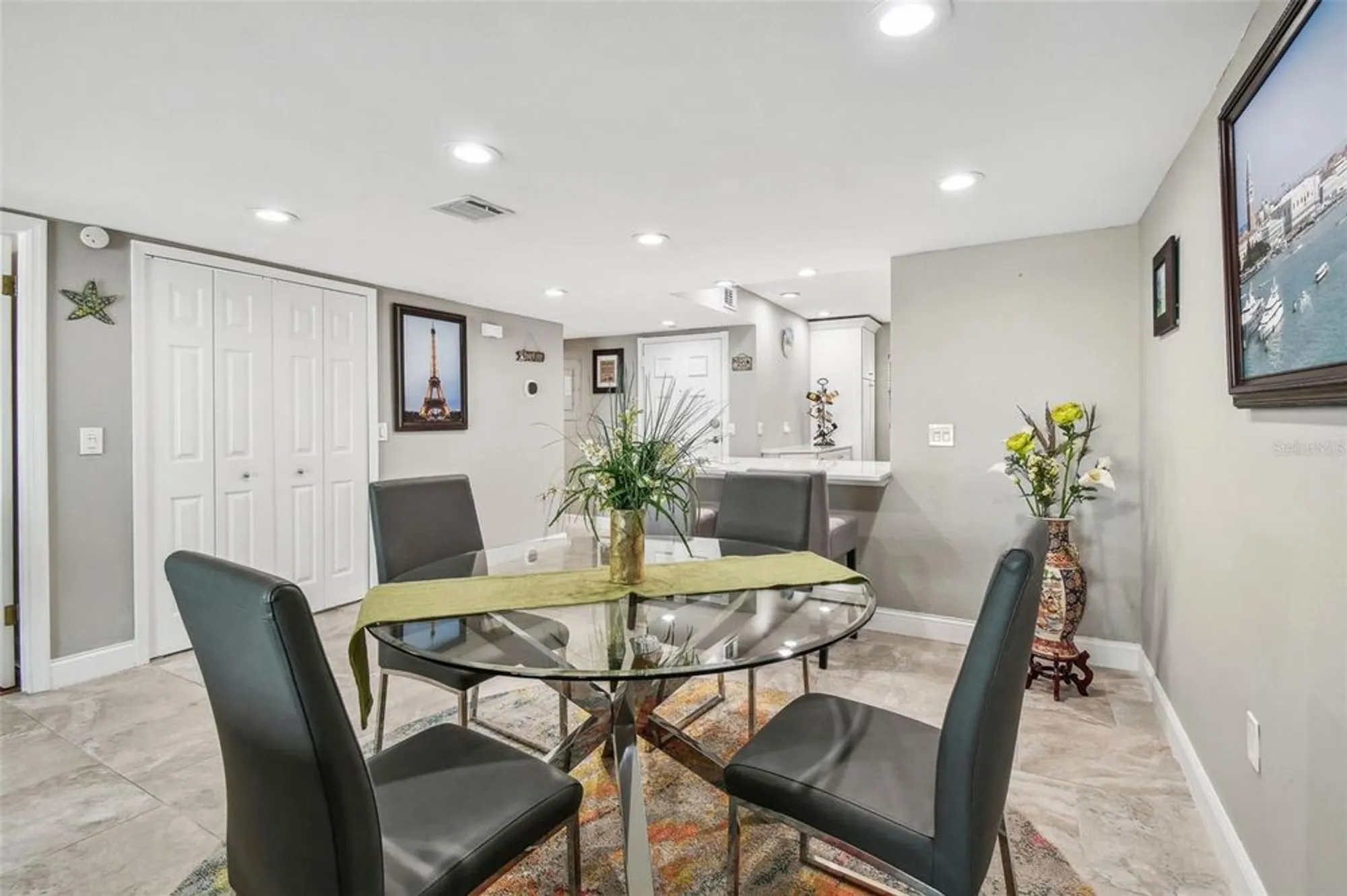 Property Slideshow image 24 of 73 | 7300 sun island dr 1705, South Pasadena, FL, 33707