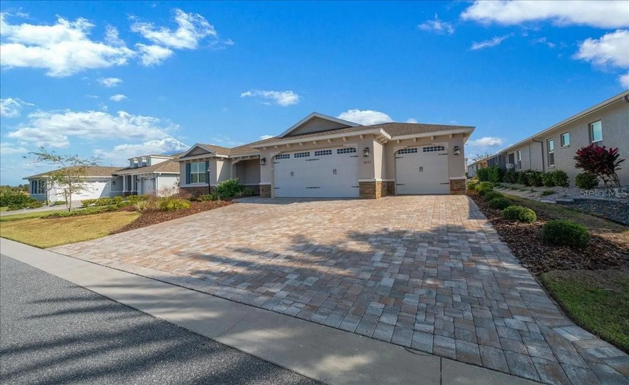 Property Slideshow image 7 of 63 | 8233 sw 93rd ter, Ocala, FL, 34481