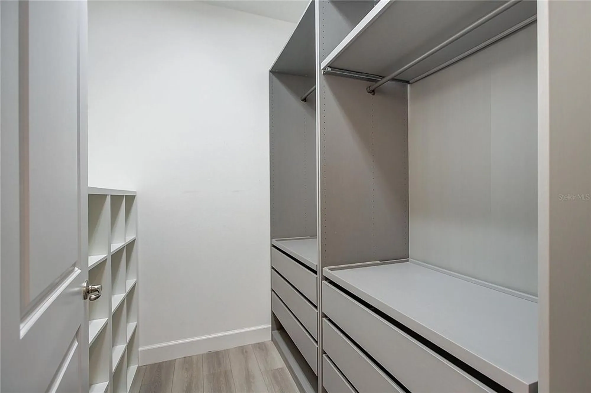 Property Slideshow image 30 of 91 | 411 sandsend ct, Apollo Beach, FL, 33572