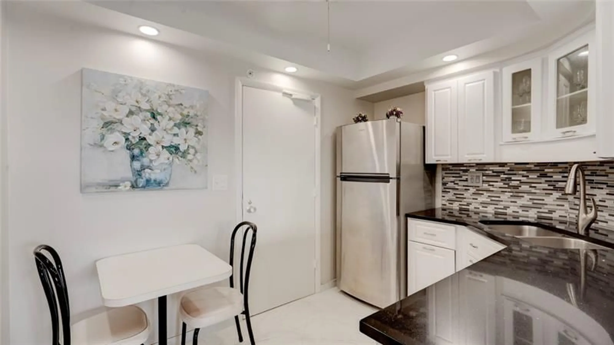 Property Slideshow image 7 of 40 | 3333 ne 34th st apt 811, Fort Lauderdale, FL, 33308
