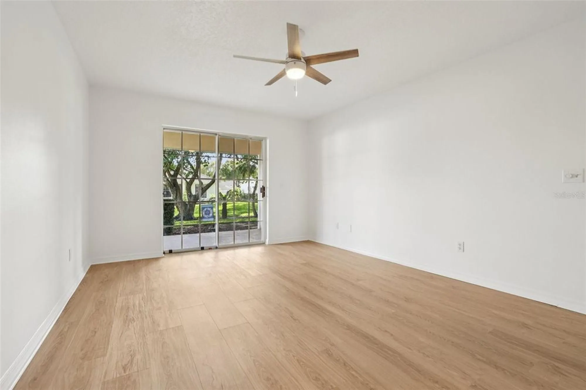 Property Slideshow image 22 of 41 | 512 juniper way, Tavares, FL, 32778