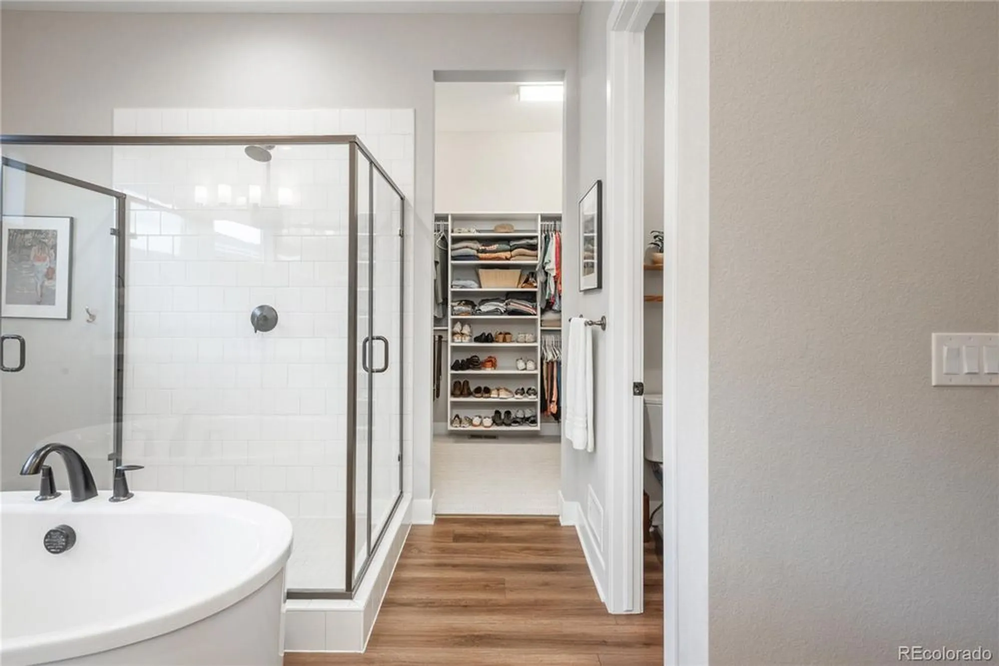 Property Slideshow image 19 of 49 | 5665 shadescale way, Castle Rock, CO, 80104