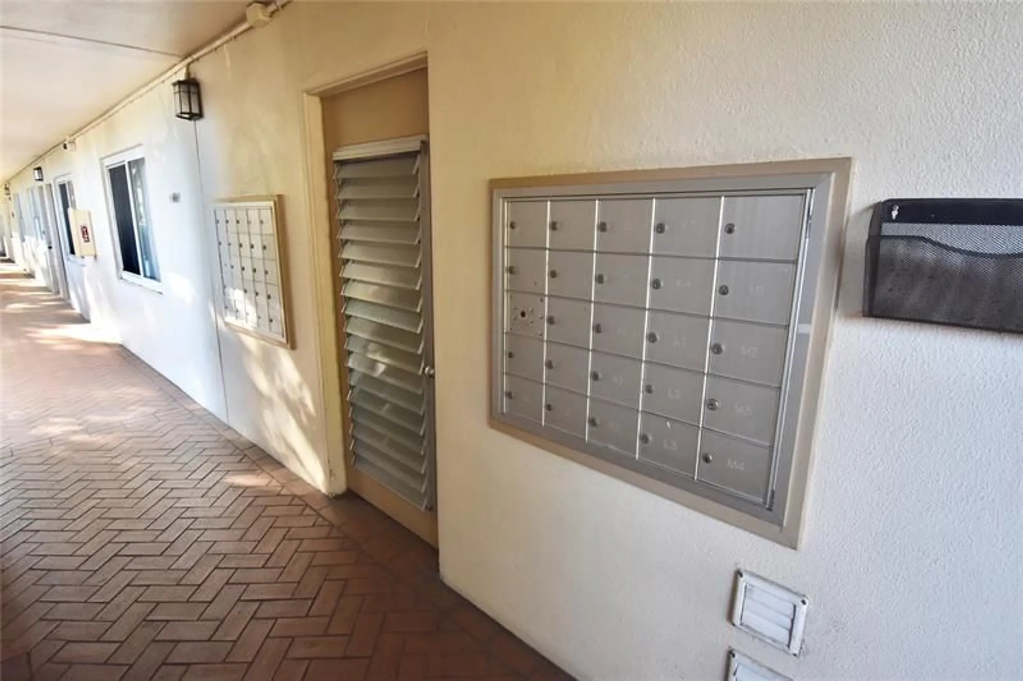 Property Slideshow image 19 of 32 | 4301 martinique cir k1, Coconut Creek, FL, 33066